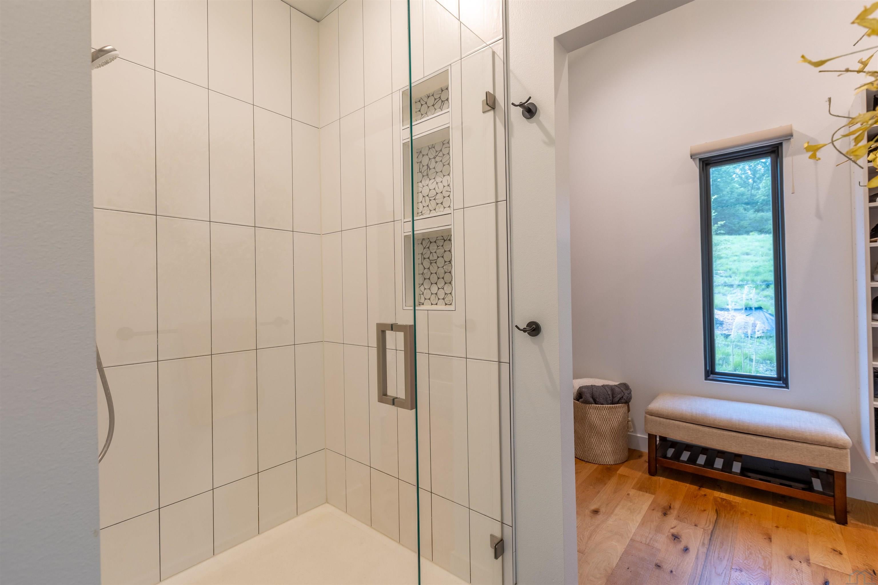 Sioux City, Iowa, 51108, United States, 4 Bedrooms Bedrooms, ,3 BathroomsBathrooms,Residential,For Sale,2048927
