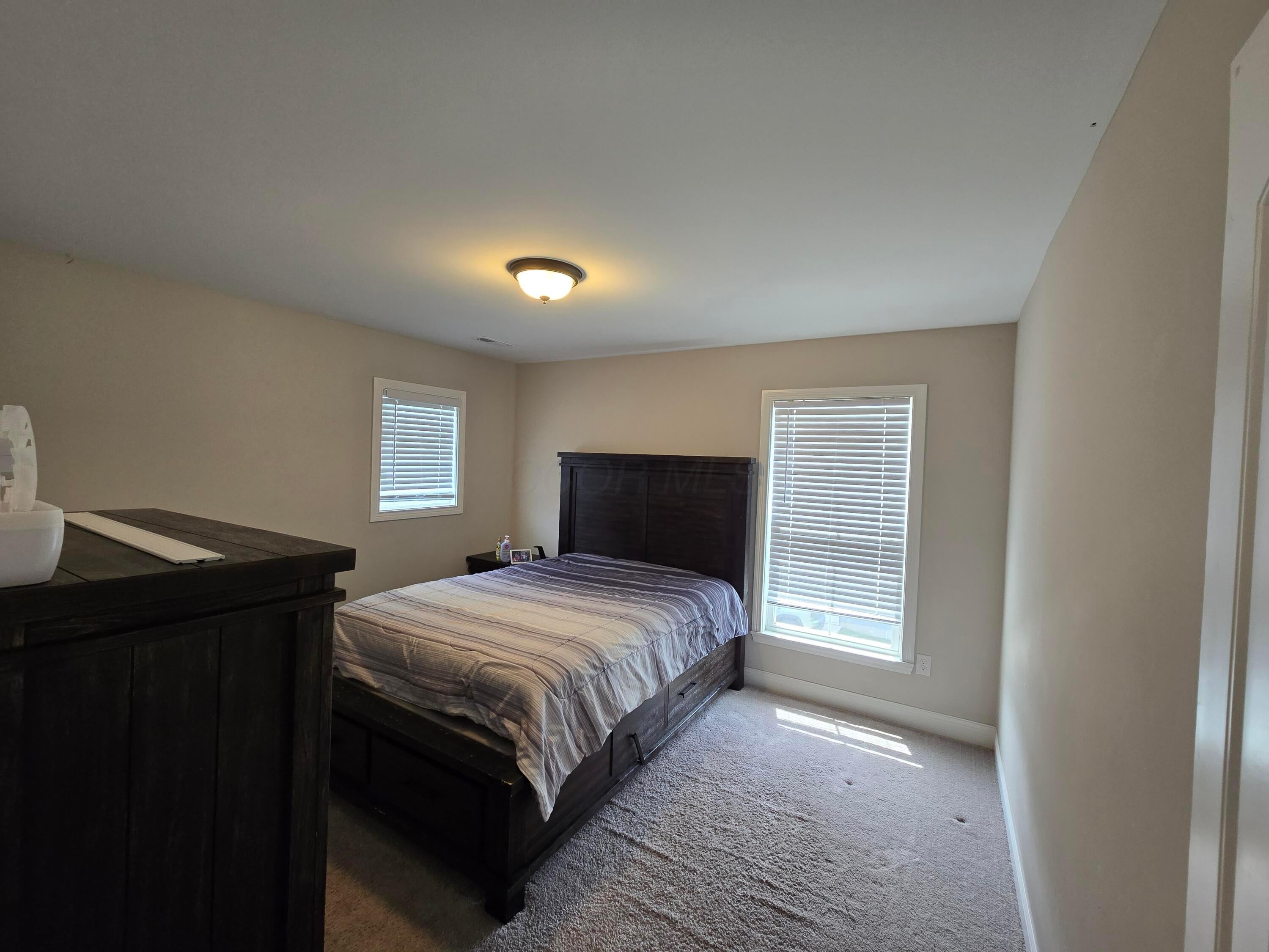 Pickerington, Ohio, 43147, United States, 5 Bedrooms Bedrooms, ,5 BathroomsBathrooms,Residential,For Sale,2048451