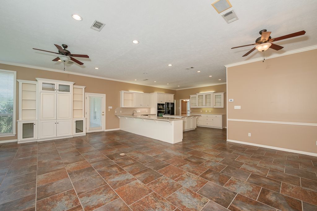 College Station, Texas, 77845, United States, 5 Bedrooms Bedrooms, ,5 BathroomsBathrooms,Residential,For Sale,1876080