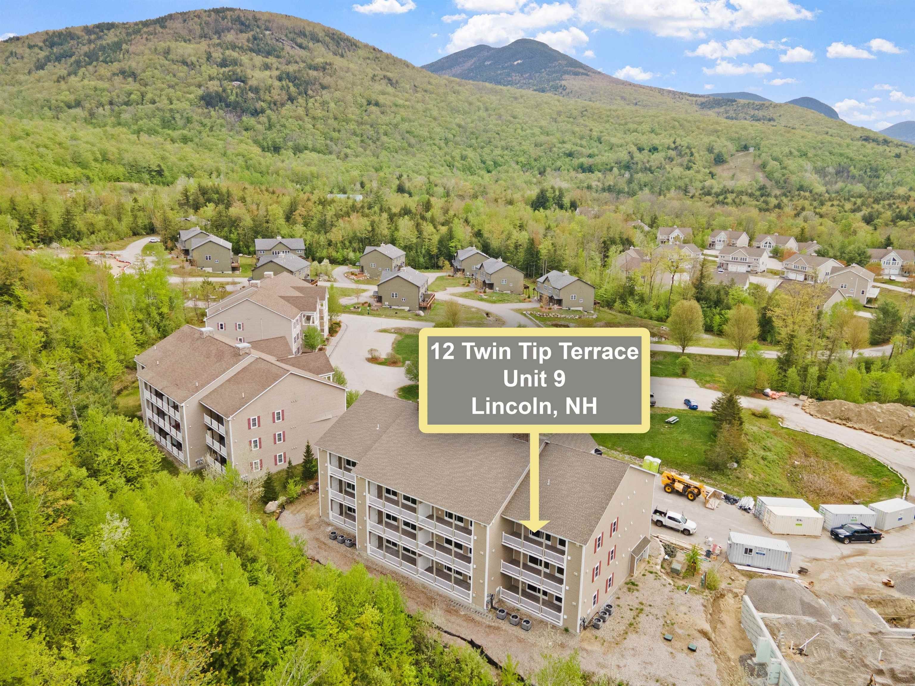 Lincoln, New Hampshire, 03251, United States, 3 Bedrooms Bedrooms, ,2 BathroomsBathrooms,Residential,For Sale,1937104