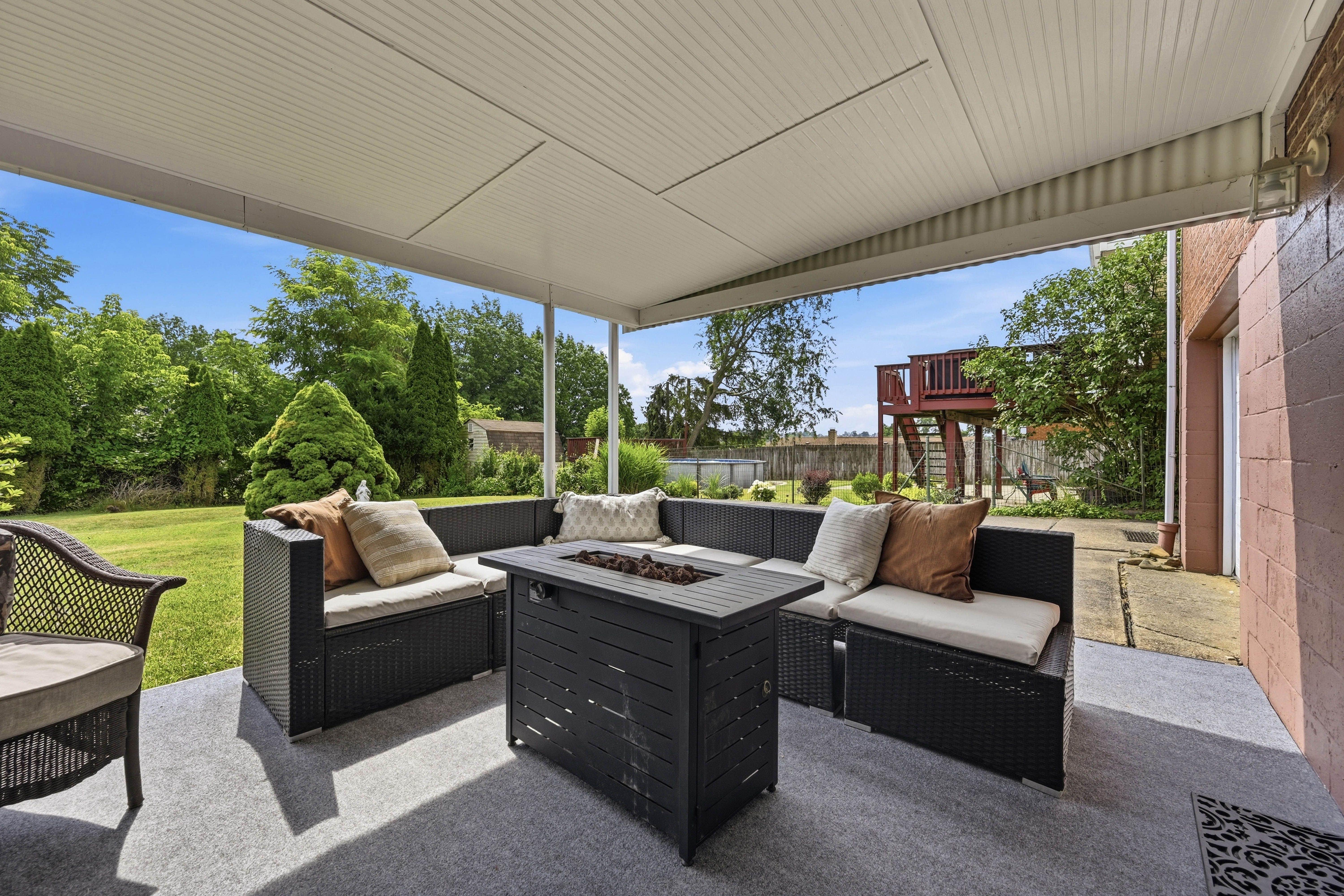  2456 Silver Oak Drive, Pittsburgh, PA 15220 - 物件實景