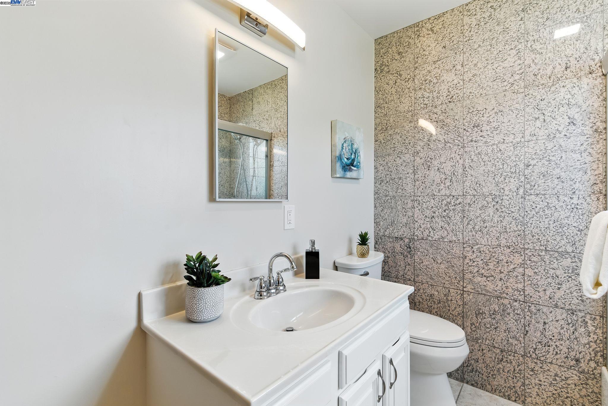 Newark, California, 94560, United States, 3 Bedrooms Bedrooms, ,2 BathroomsBathrooms,Residential,For Sale,1947104