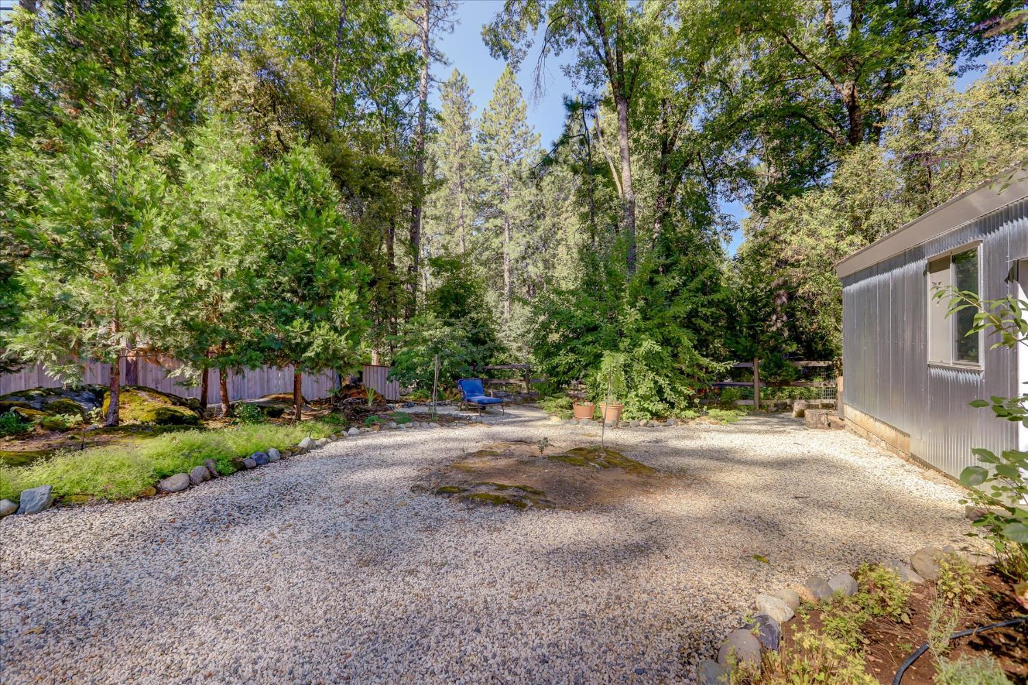 Nevada City, California, 95959, United States, 2 Bedrooms Bedrooms, ,1 BathroomBathrooms,Residential,For Sale,1982930