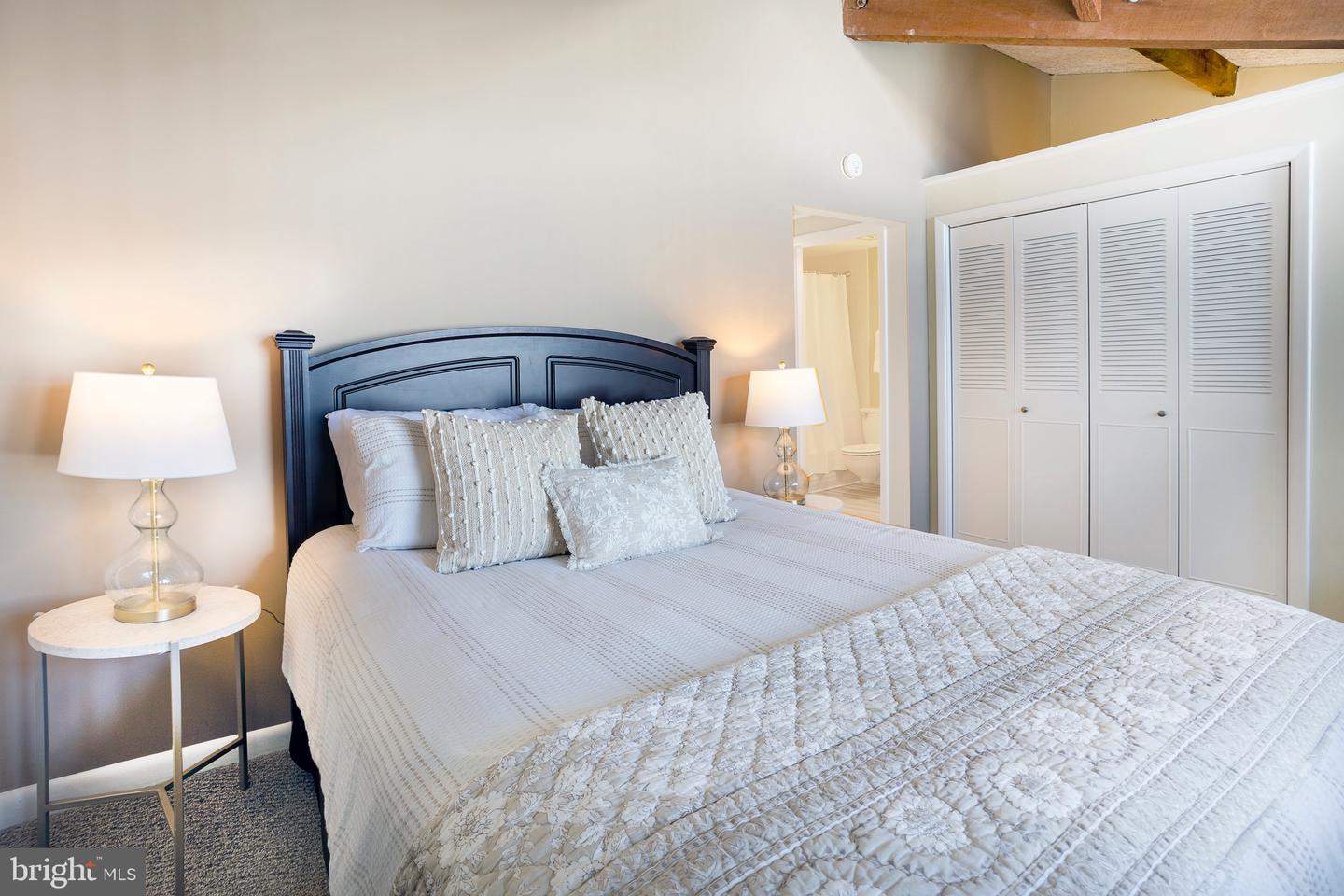 Annapolis, Maryland, 21403, United States, 1 Bedroom Bedrooms, ,1 BathroomBathrooms,Residential,For Sale,1860051