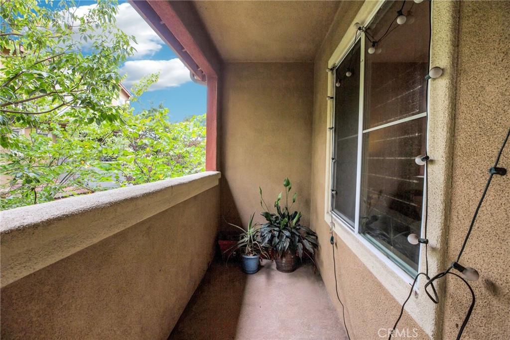 Lakewood, California, 90715, United States, 3 Bedrooms Bedrooms, ,4 BathroomsBathrooms,Residential,For Sale,1860565