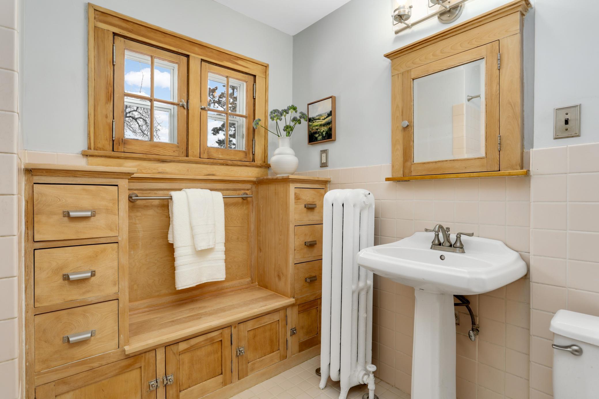 Minneapolis, Minnesota, 55419, United States, 3 Bedrooms Bedrooms, ,1 BathroomBathrooms,Residential,For Sale,2003325