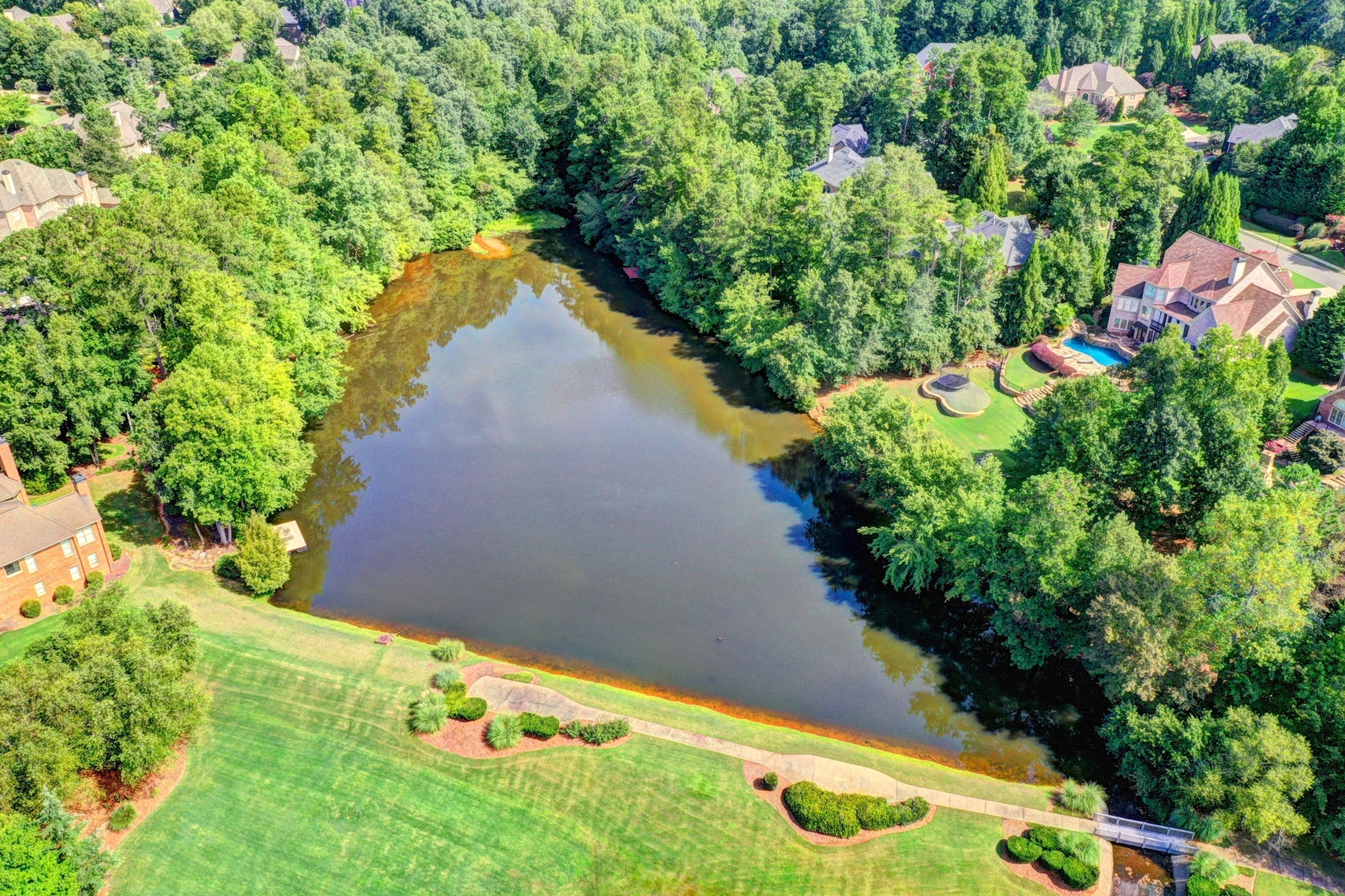  Nestled On A Quiet Cul-De-Sac In South Forsyth’s Most Sought-After Communities - 物件實景