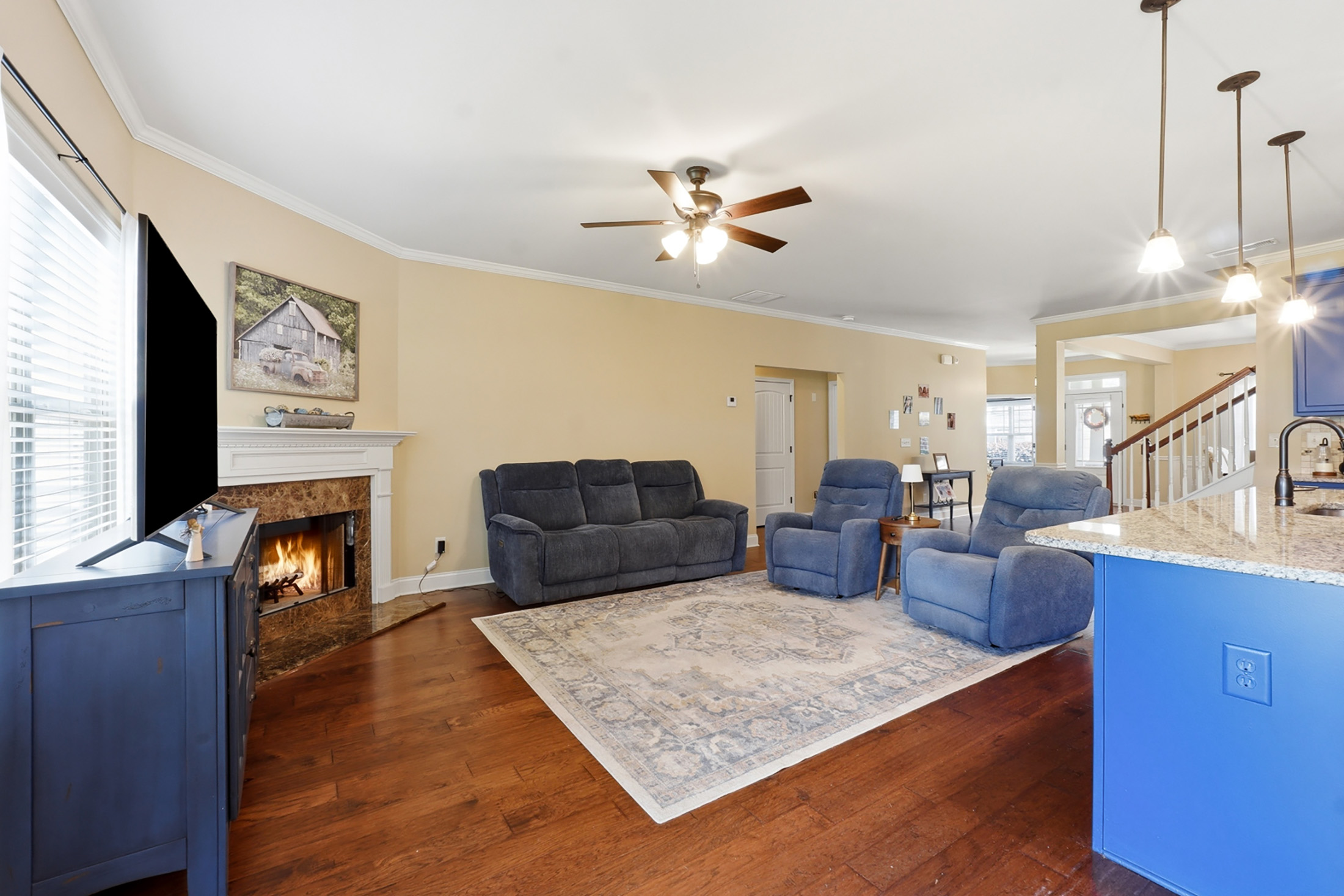  Thoughtfully Designed Craftsman Style Home in Seven Hills - 物件實景