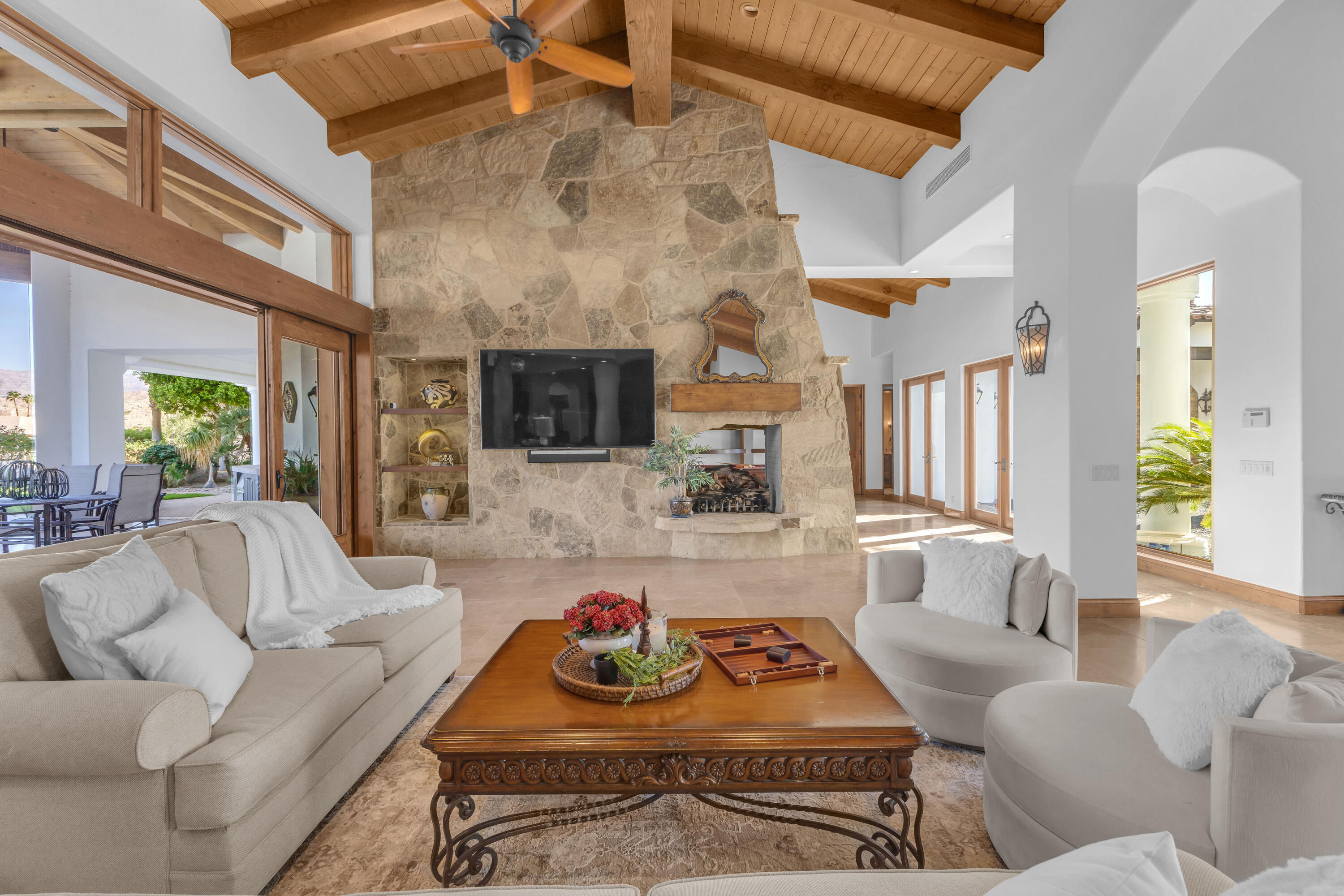 Indio, California, 92203, United States, 5 Bedrooms Bedrooms, ,4 BathroomsBathrooms,Residential,For Sale,1992835