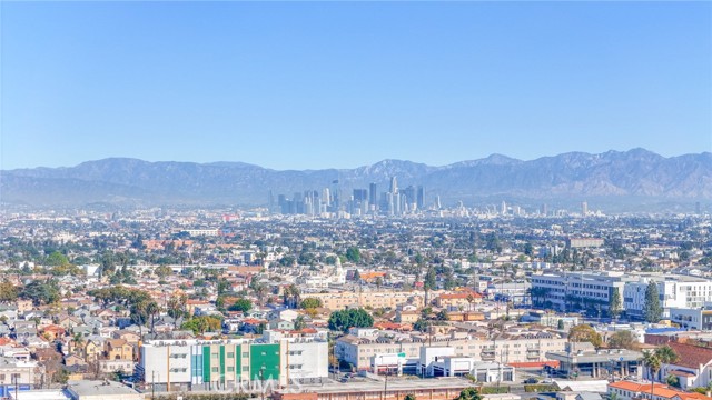 Los Angeles, California, 90044, United States, 3 Bedrooms Bedrooms, ,2 BathroomsBathrooms,Residential,For Sale,1887629