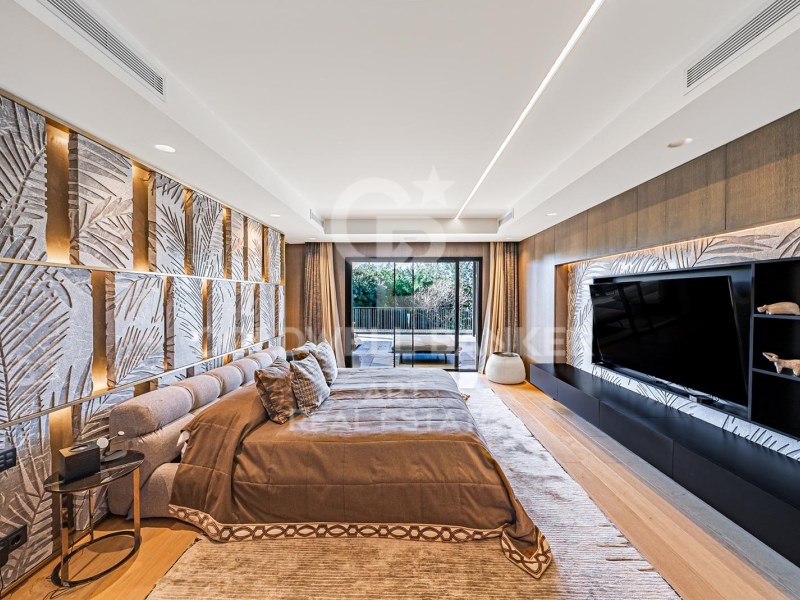 Marbella, Andalusia, ES, 10 Bedrooms Bedrooms, ,10 BathroomsBathrooms,Residential,For Sale,1874596
