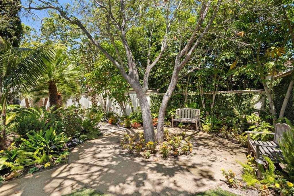 Irvine, California, 92603, United States, 5 Bedrooms Bedrooms, ,7 BathroomsBathrooms,Residential,For Sale,1906095