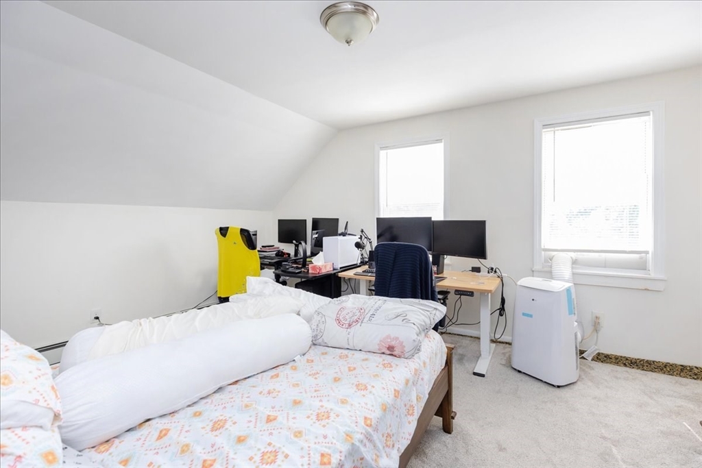 Lowell, Massachusetts, 01854, United States, 3 Bedrooms Bedrooms, ,2 BathroomsBathrooms,Residential,For Sale,1918371