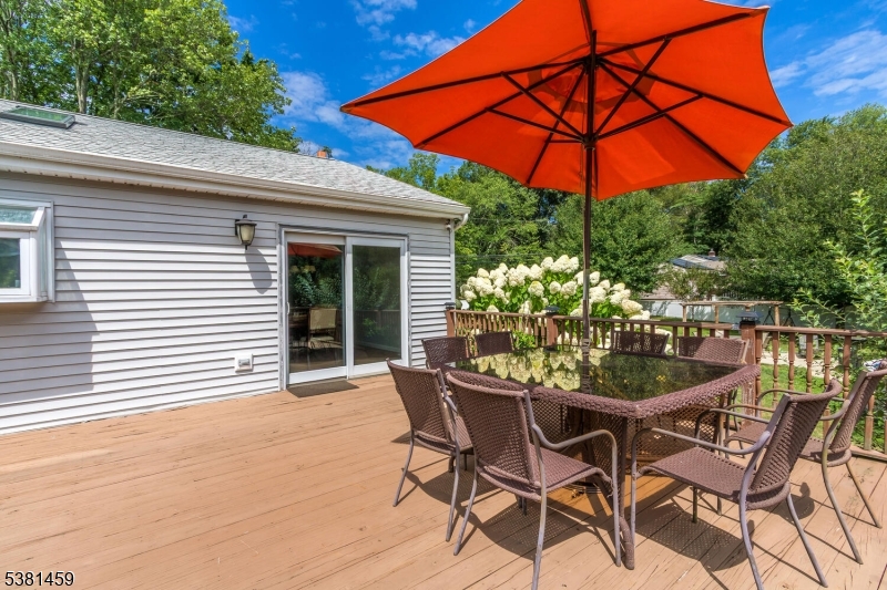 Roxbury Twp., New Jersey, 07876, United States, 4 Bedrooms Bedrooms, ,3 BathroomsBathrooms,Residential,For Sale,1934479