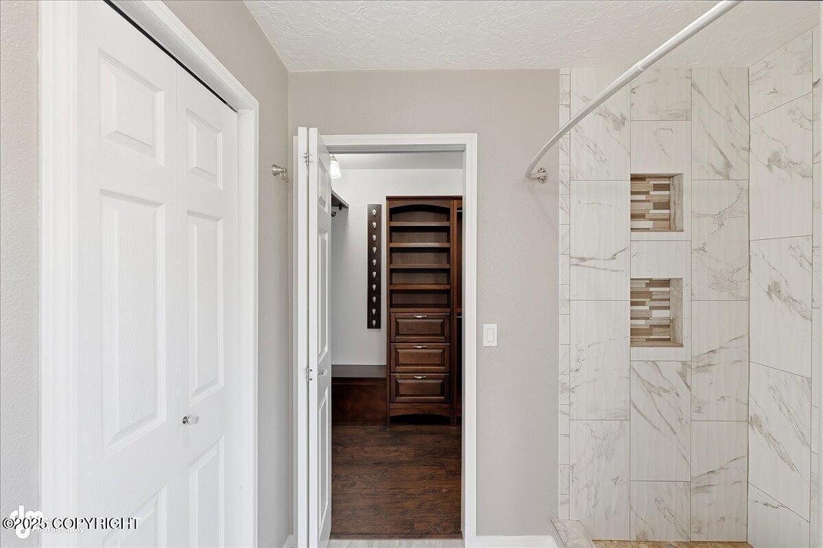 Sterling, Alaska, 99672, United States, 4 Bedrooms Bedrooms, ,3 BathroomsBathrooms,Residential,For Sale,1974036