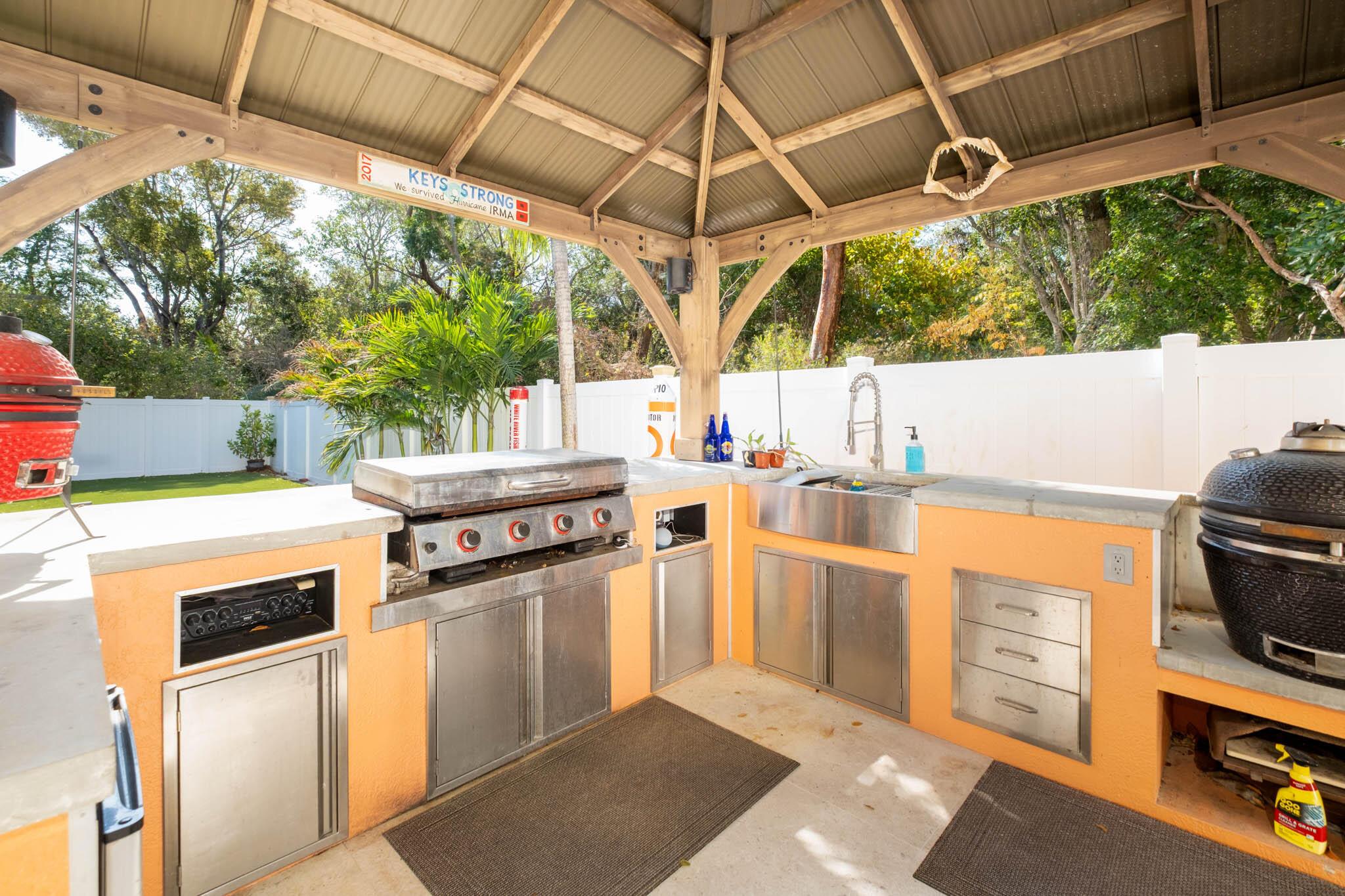 Tavernier, Florida, 33070, United States, 4 Bedrooms Bedrooms, ,2 BathroomsBathrooms,Residential,For Sale,2001947