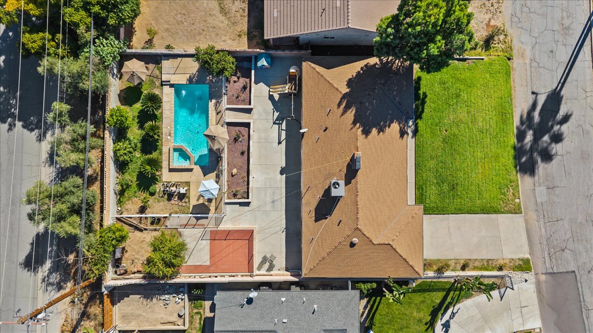 San Bernardino, California, 92404, United States, 3 Bedrooms Bedrooms, ,2 BathroomsBathrooms,Residential,For Sale,1990430