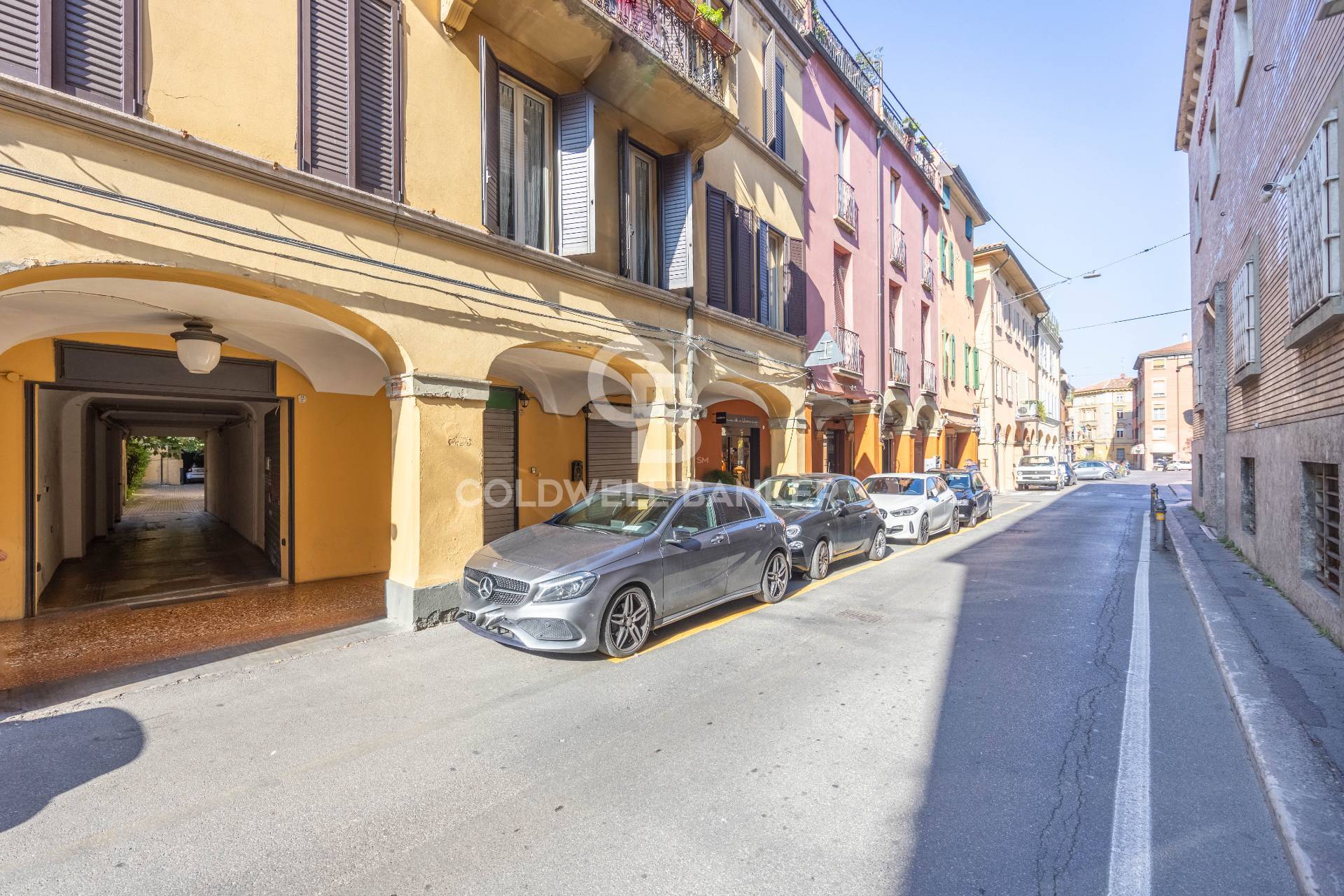 Bologna, Bologna, 40100, IT, ,Residential,For Sale,1992816