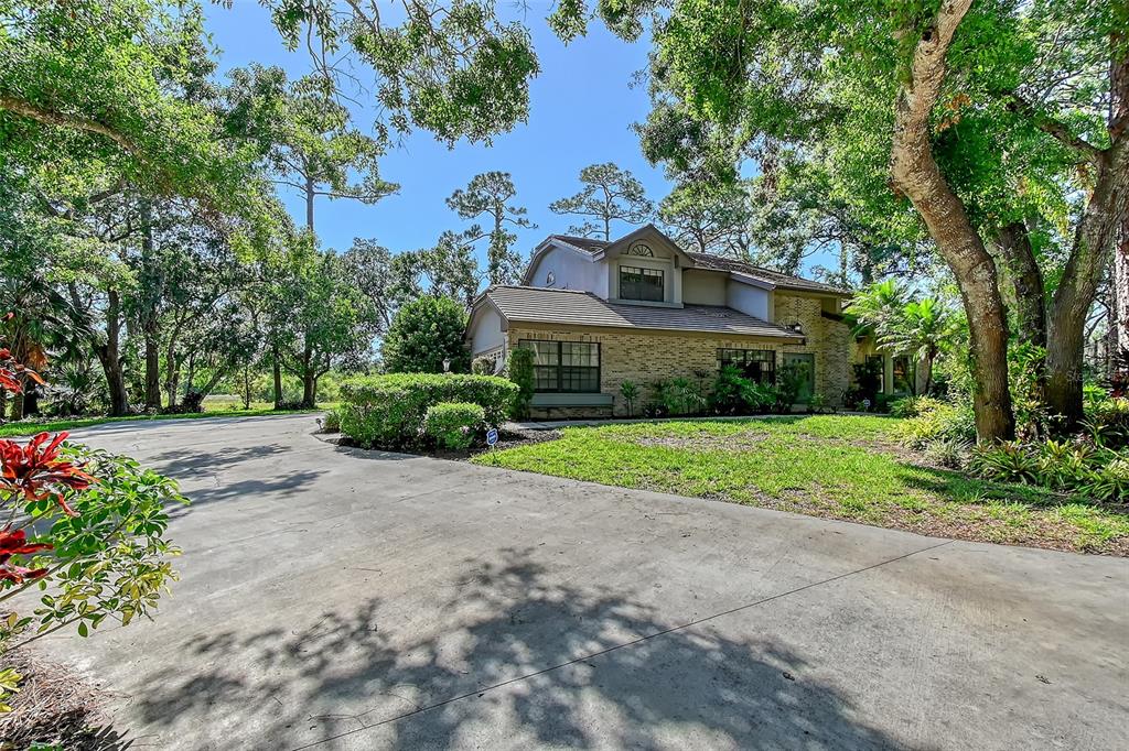 Sarasota, Florida, 34232, United States, 4 Bedrooms Bedrooms, ,4 BathroomsBathrooms,Residential,For Sale,1917042