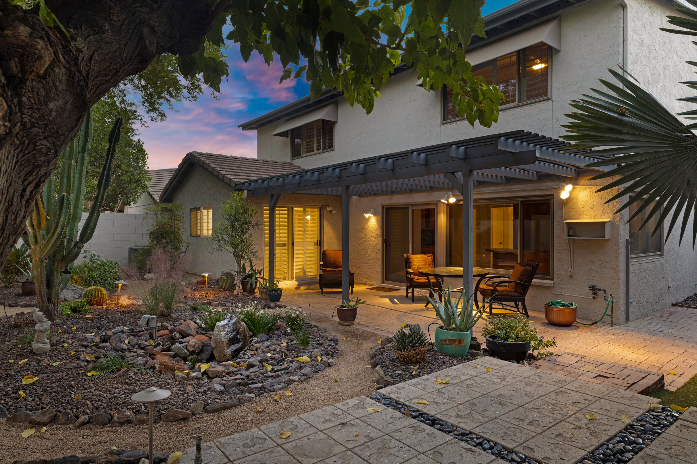 Tempe, Arizona, 85283, United States, 4 Bedrooms Bedrooms, ,3 BathroomsBathrooms,Residential,For Sale,1985738