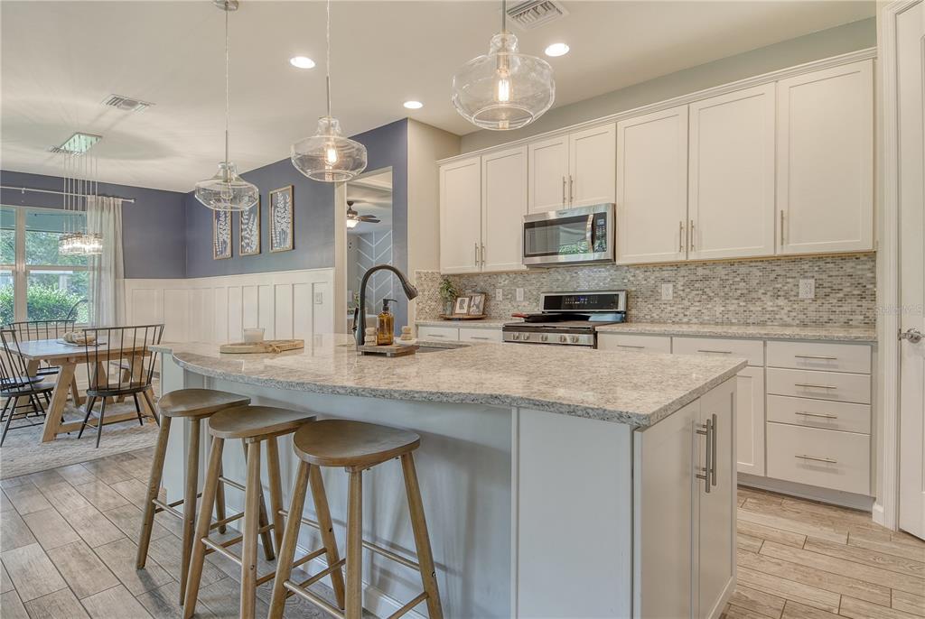 Bradenton, Florida, 34211, United States, 3 Bedrooms Bedrooms, ,2 BathroomsBathrooms,Residential,For Sale,1829078