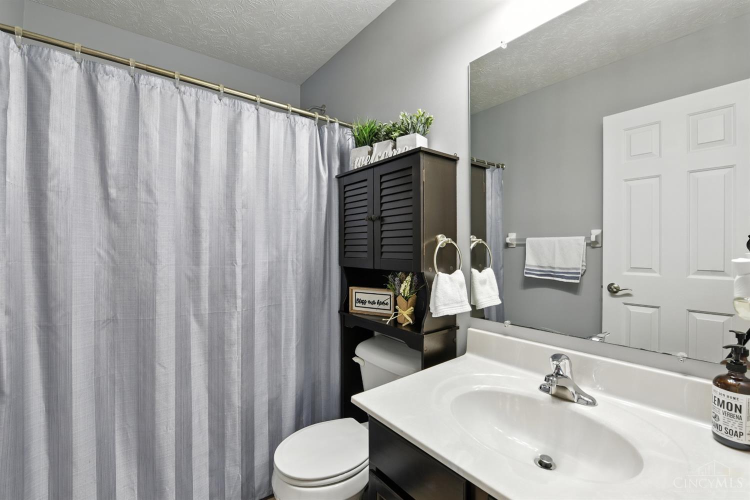 Liberty Twp, Ohio, 45011, United States, 3 Bedrooms Bedrooms, ,4 BathroomsBathrooms,Residential,For Sale,1916955