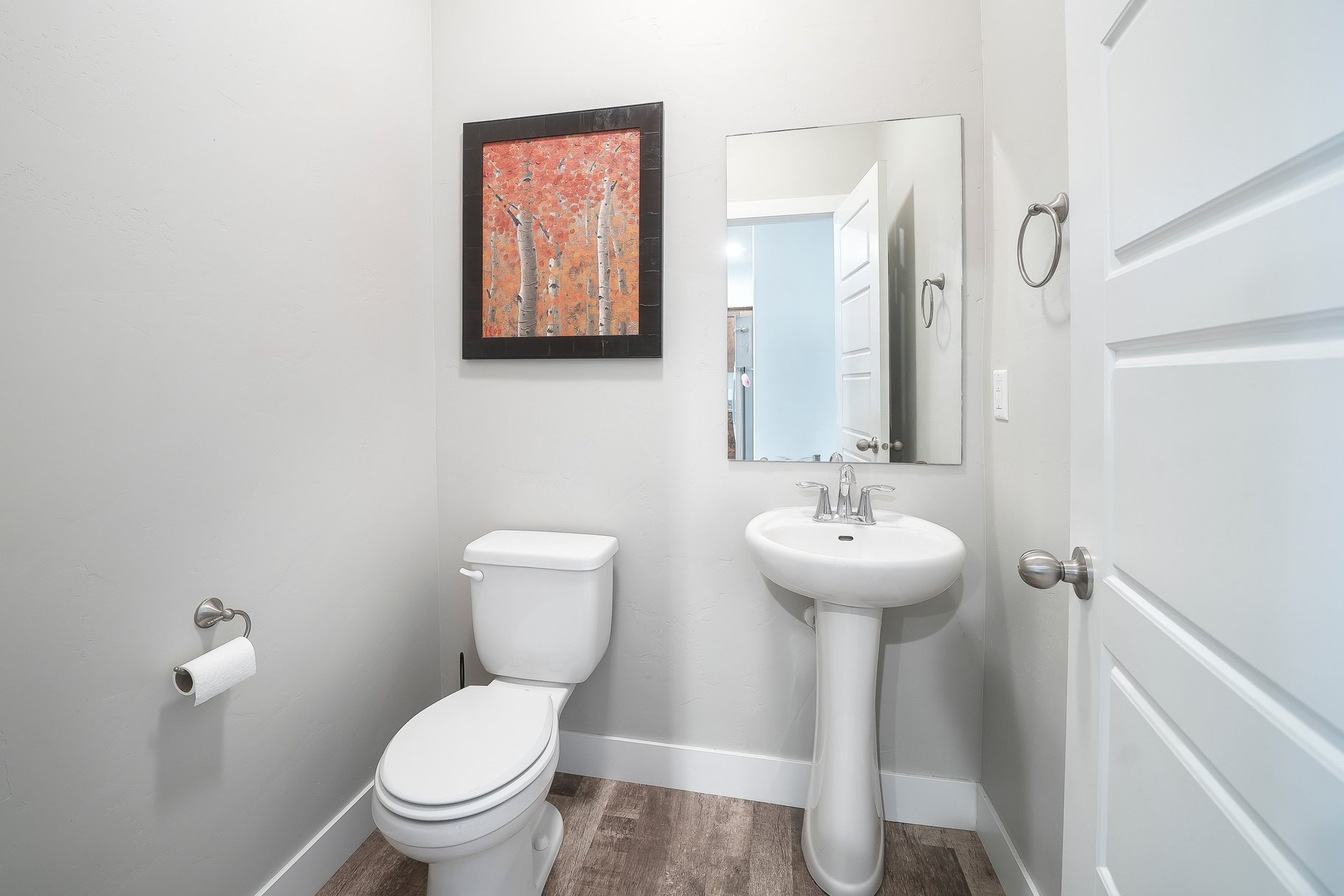  Charming, Very Clean End Unit Townhome in Logan - 物件實景