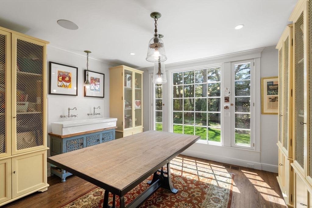 Brookline, Massachusetts, 02445, United States, 5 Bedrooms Bedrooms, ,7 BathroomsBathrooms,Residential,For Sale,1807365