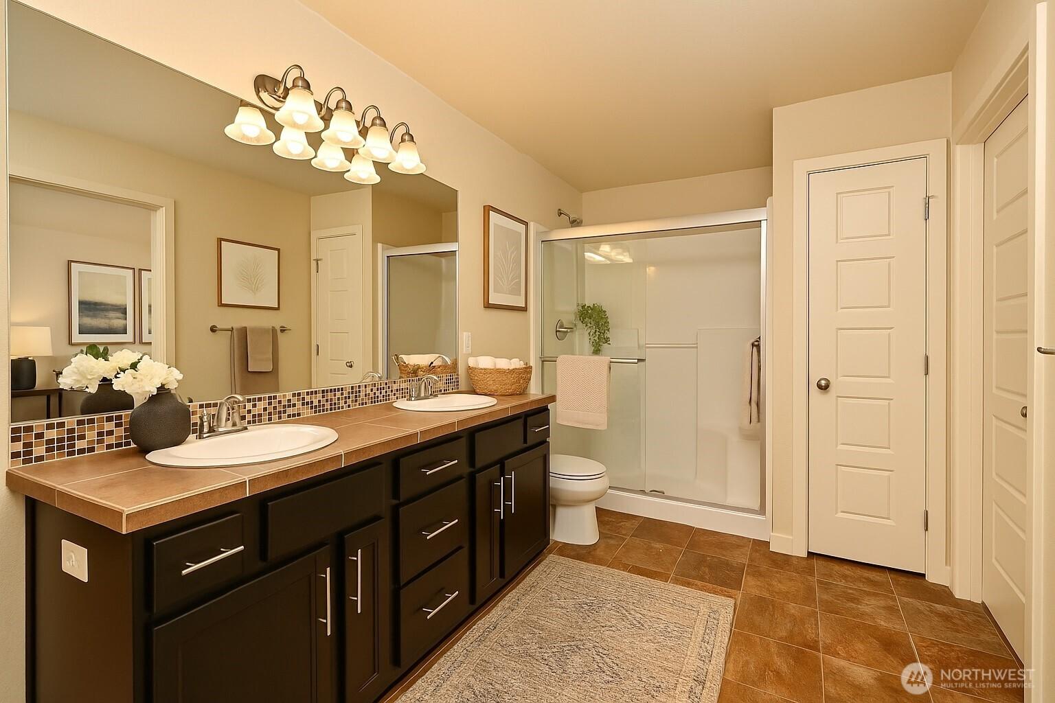 AUBURN, Washington, 98092, United States, 4 Bedrooms Bedrooms, ,3 BathroomsBathrooms,Residential,For Sale,1956520