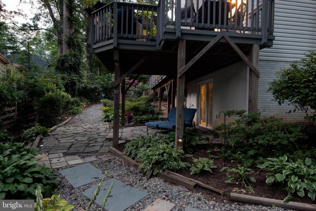 Fairfax, Virginia, 22030, United States, 3 Bedrooms Bedrooms, ,3 BathroomsBathrooms,Residential,For Sale,1904338