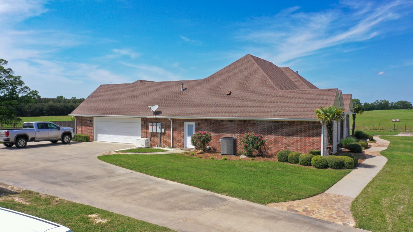 Bloomburg, Texas, 75556, United States, 4 Bedrooms Bedrooms, ,2 BathroomsBathrooms,Residential,For Sale,1789211