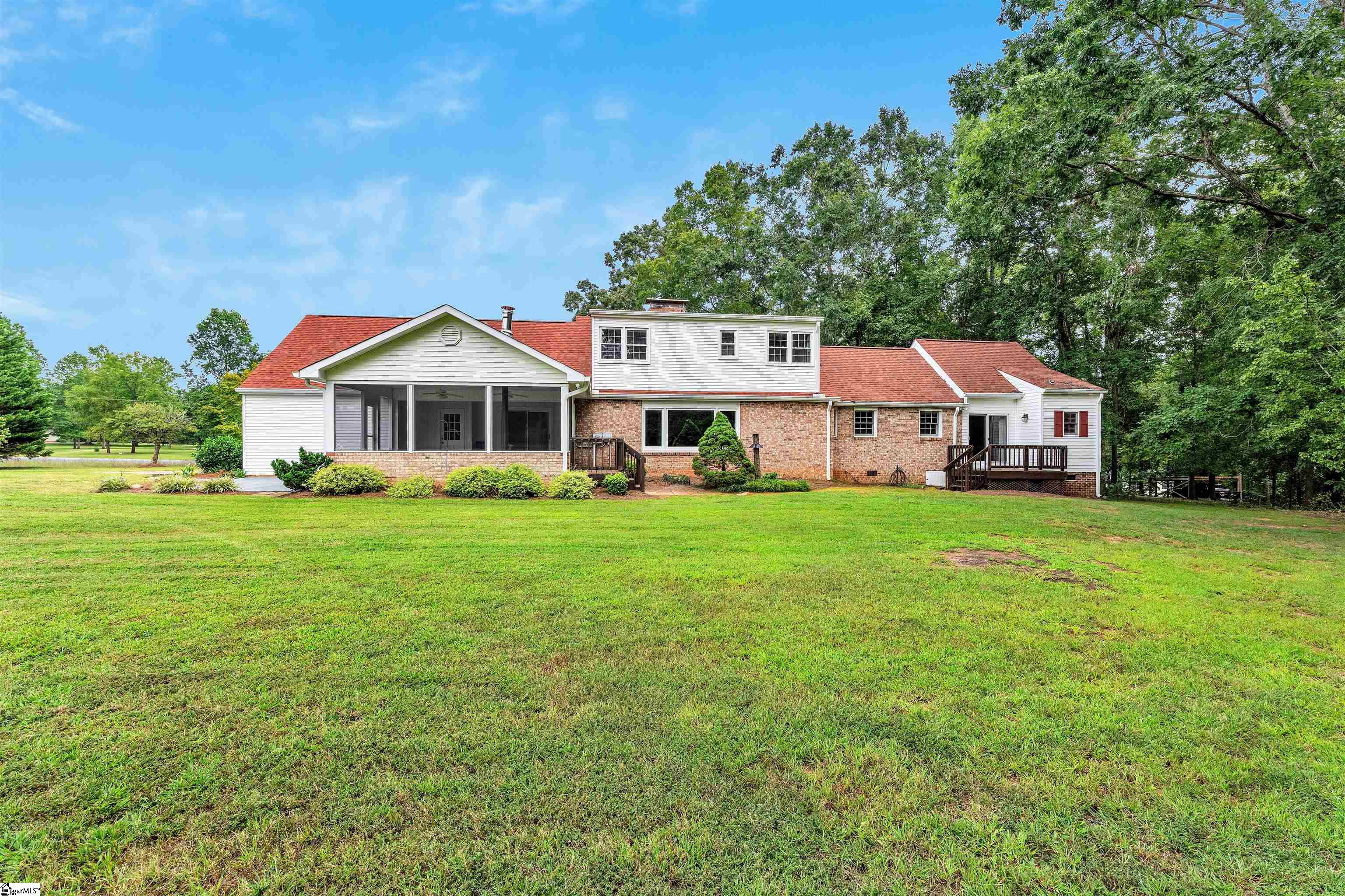 Fountain Inn, South Carolina, 29644, United States, 5 Bedrooms Bedrooms, ,4 BathroomsBathrooms,Residential,For Sale,1938942