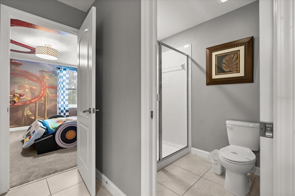 Davenport, Florida, 33896, United States, 8 Bedrooms Bedrooms, ,5 BathroomsBathrooms,Residential,For Sale,1896133