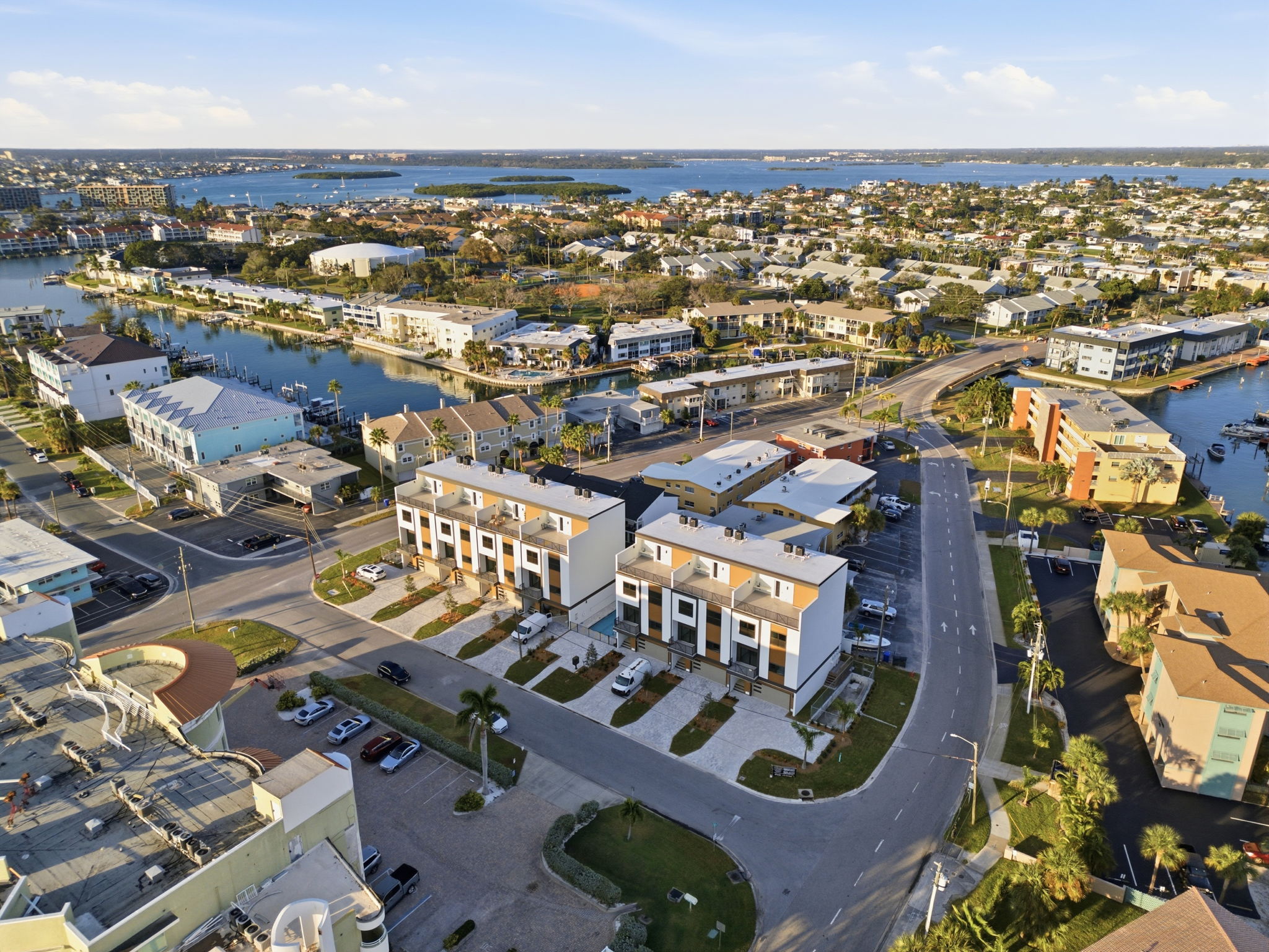 Treasure Island, Florida, 33706, United States, 5 Bedrooms Bedrooms, ,4 BathroomsBathrooms,Residential,For Sale,1887391