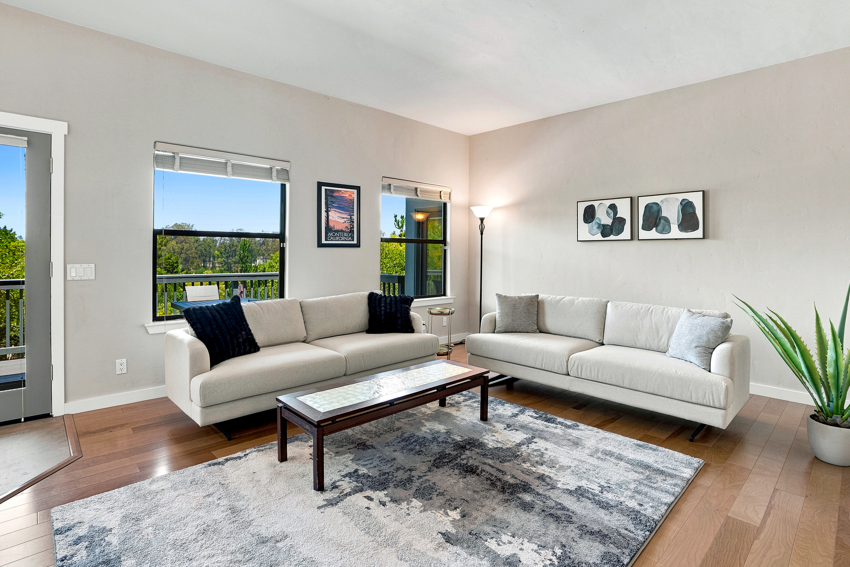  5324 Hidden Oak Court, Royal Oaks - 物件實景