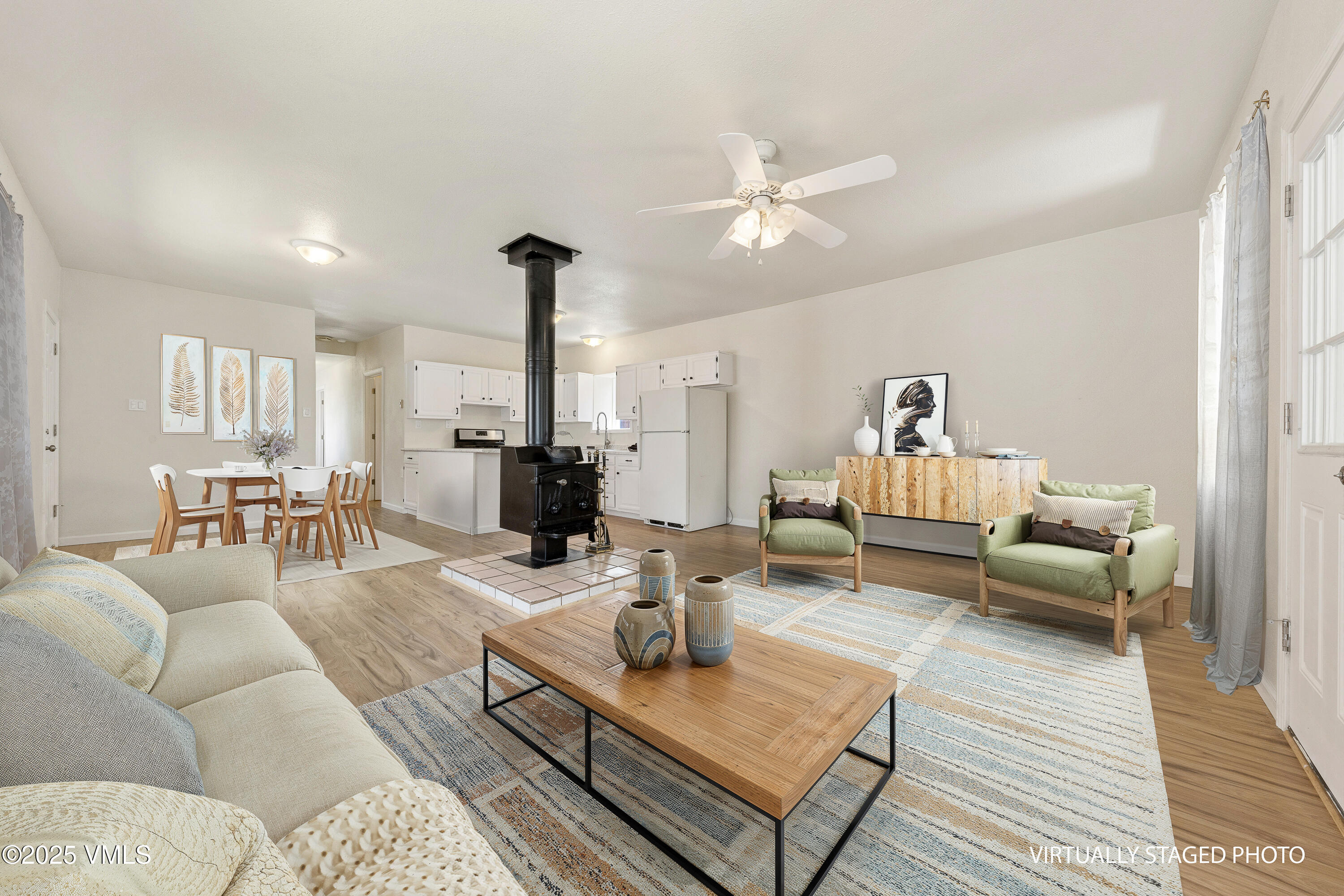 Gypsum, Colorado, 81637, United States, 2 Bedrooms Bedrooms, ,1 BathroomBathrooms,Residential,For Sale,1849053