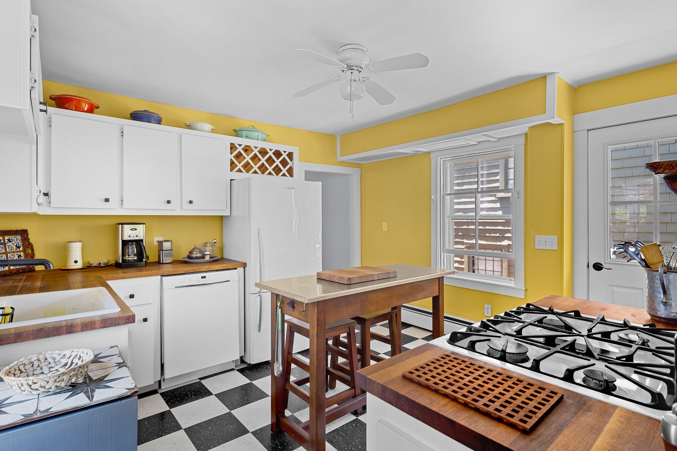  8 Sanford Street, Newport, RI 02840 - 物件實景