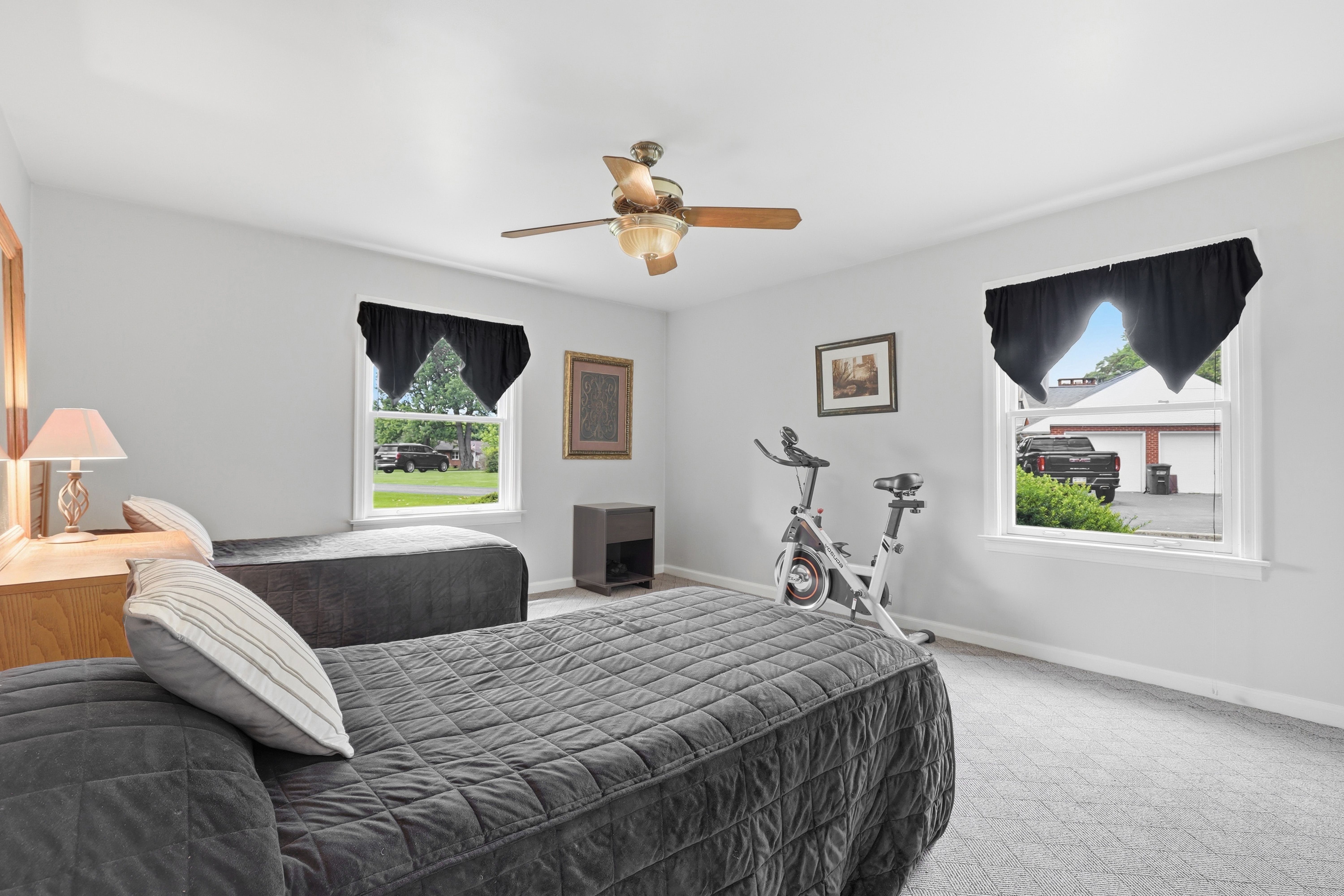  135 Windy Ghoul Drive, Beaver, PA 15009 - 物件實景