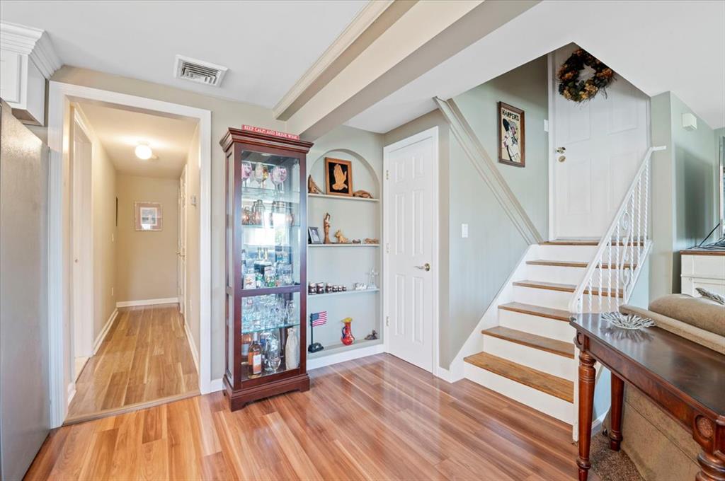 Bellmore, New York, 11710, United States, 5 Bedrooms Bedrooms, ,2 BathroomsBathrooms,Residential,For Sale,1928090