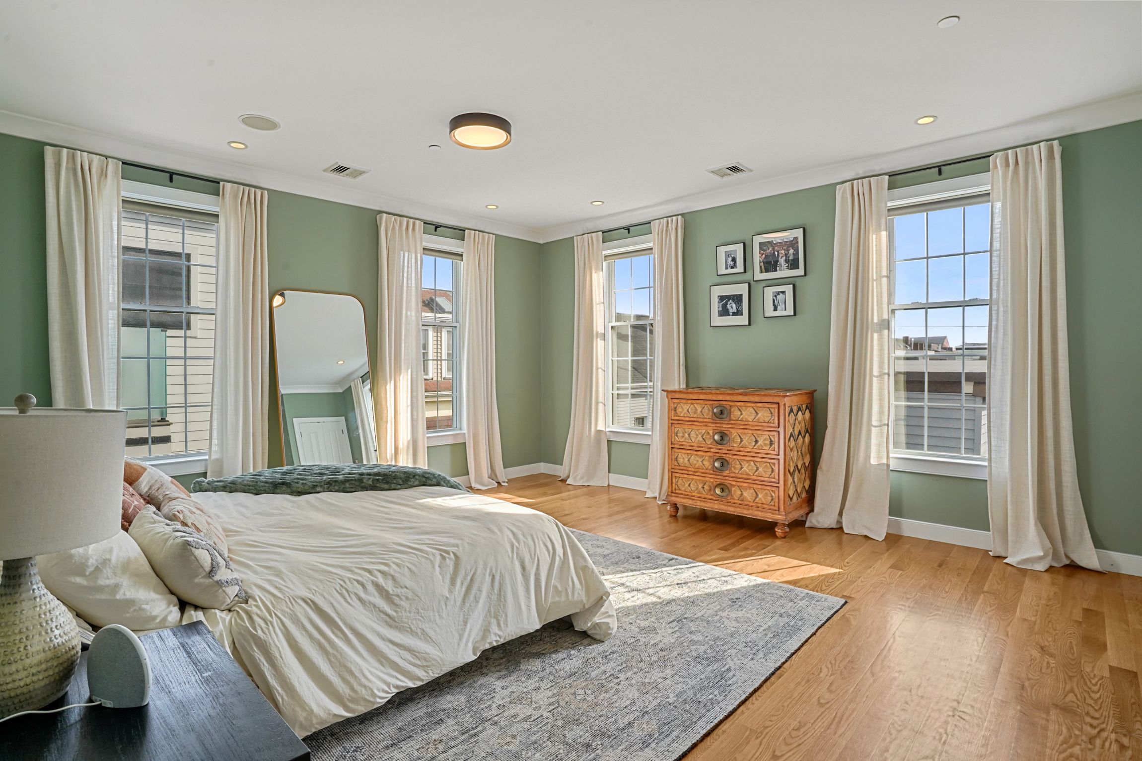  235 Gold St, Boston, MA, 02127 - 物件實景