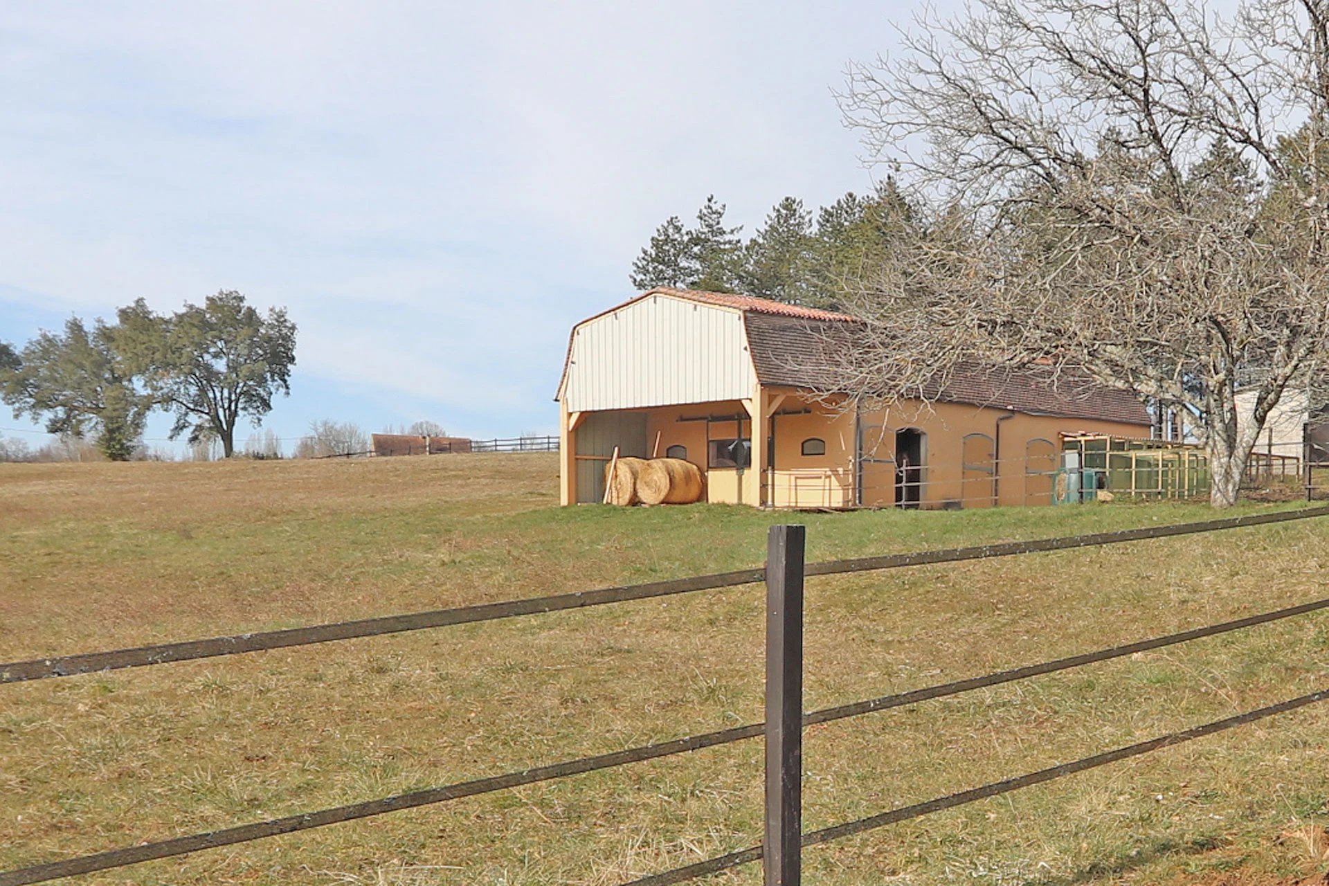 Bergerac, New Aquitaine, 24100, FR, 6 Bedrooms Bedrooms, ,4 BathroomsBathrooms,Residential,For Sale,1995551