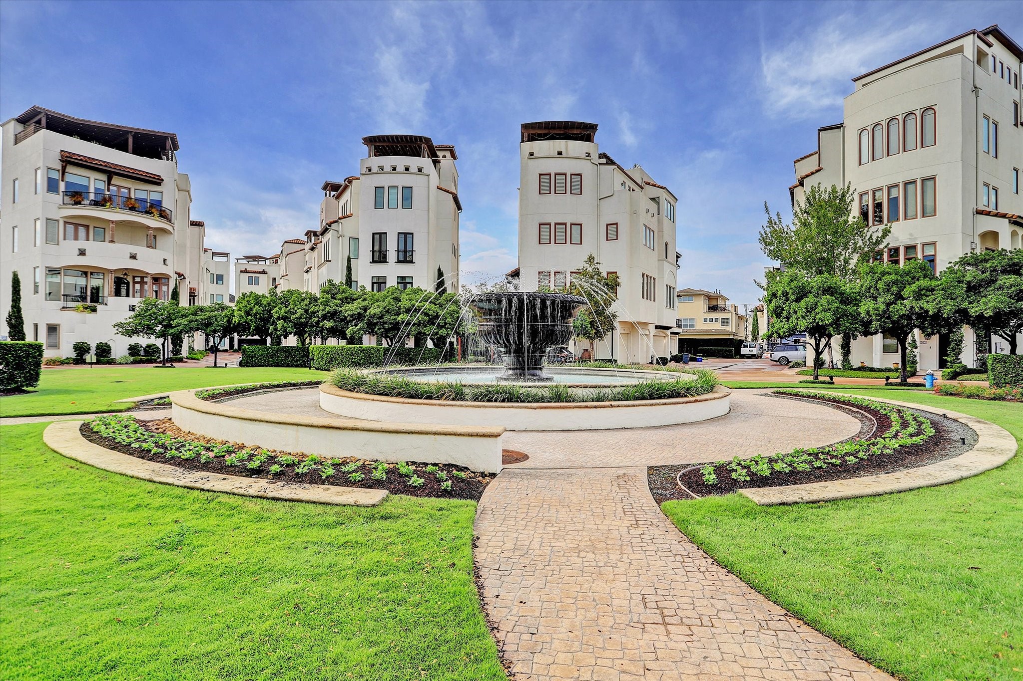  5327 Paseo Caceres Drive - 物件實景