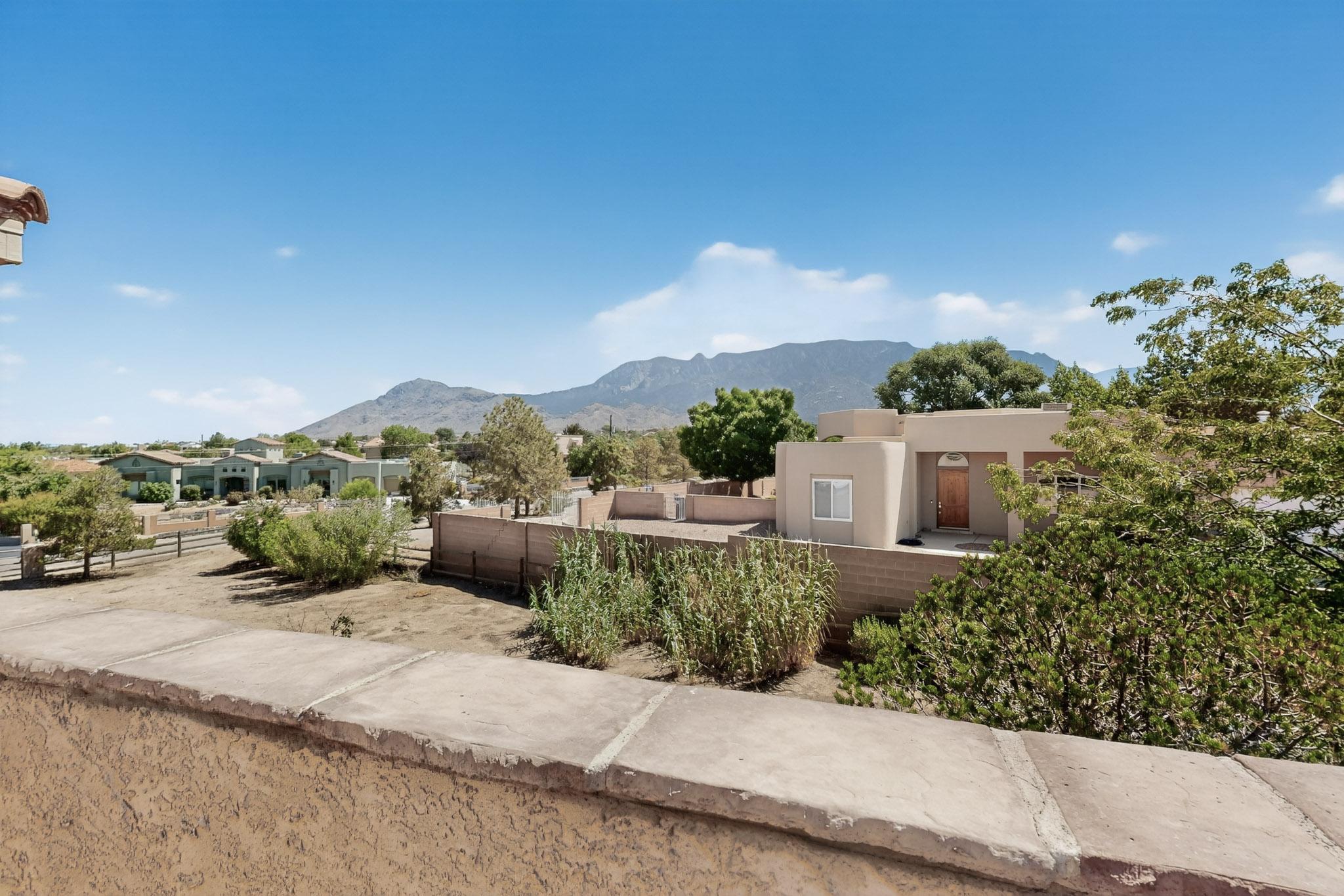 Albuquerque, New Mexico, 87122, United States, 4 Bedrooms Bedrooms, ,3 BathroomsBathrooms,Residential,For Sale,1914202