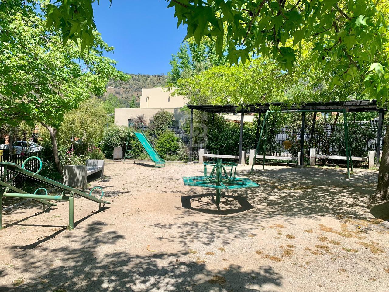 Lo Barnechea, Chile, 5 Bedrooms Bedrooms, ,4 BathroomsBathrooms,Residential,For Sale,1991012