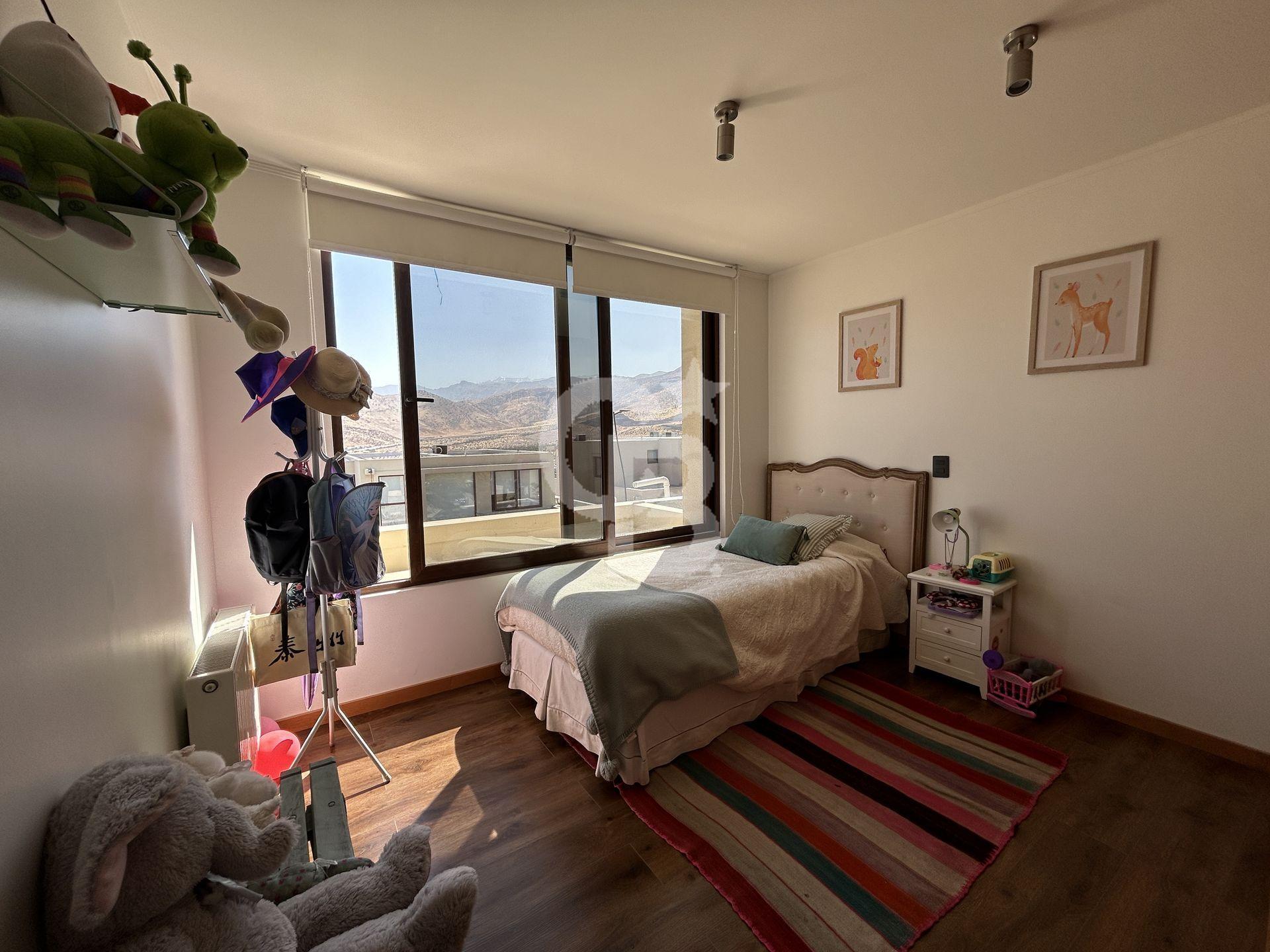 Colina, Chile, 4 Bedrooms Bedrooms, ,3 BathroomsBathrooms,Residential,For Sale,1986265