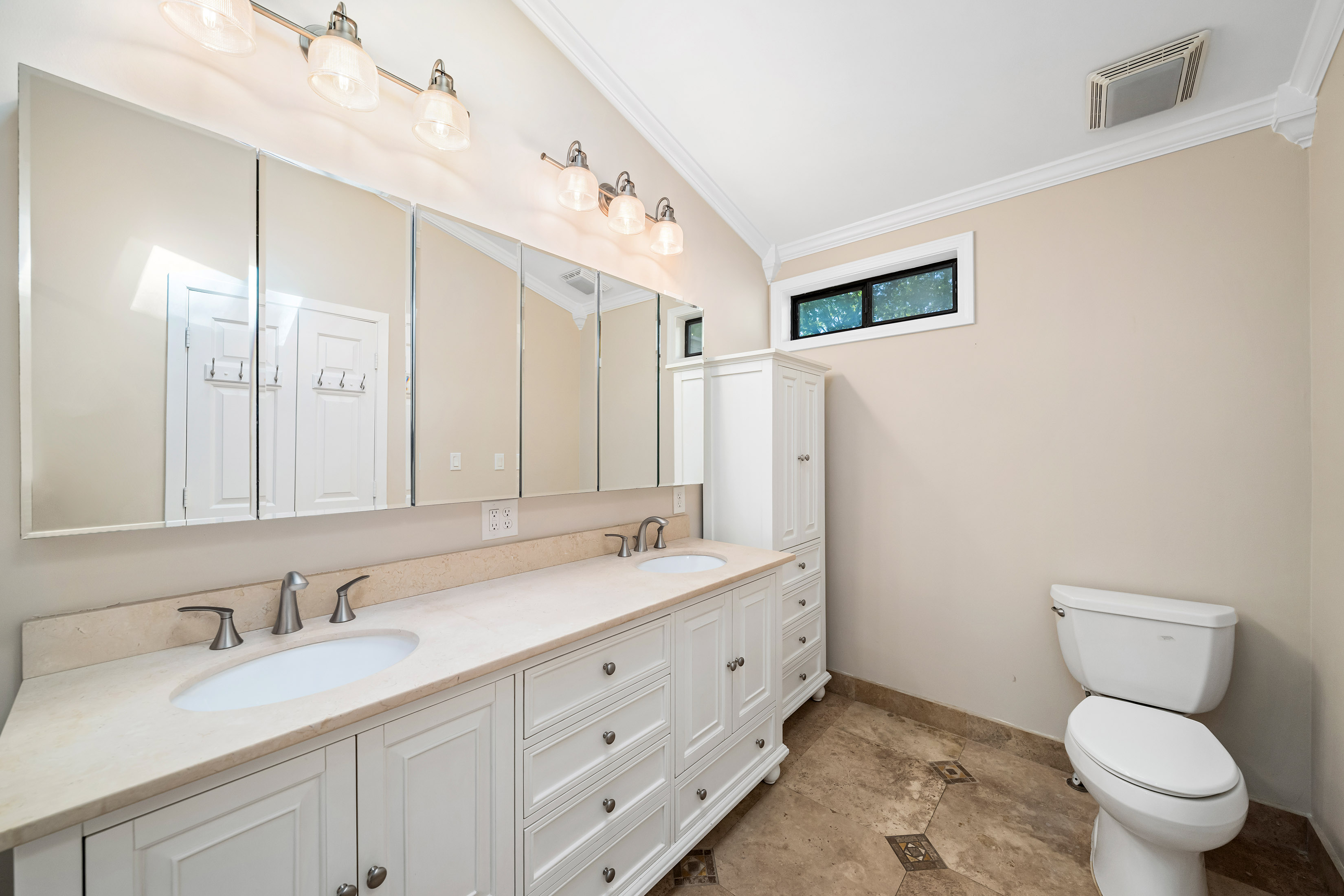  Welcome to One of Martin