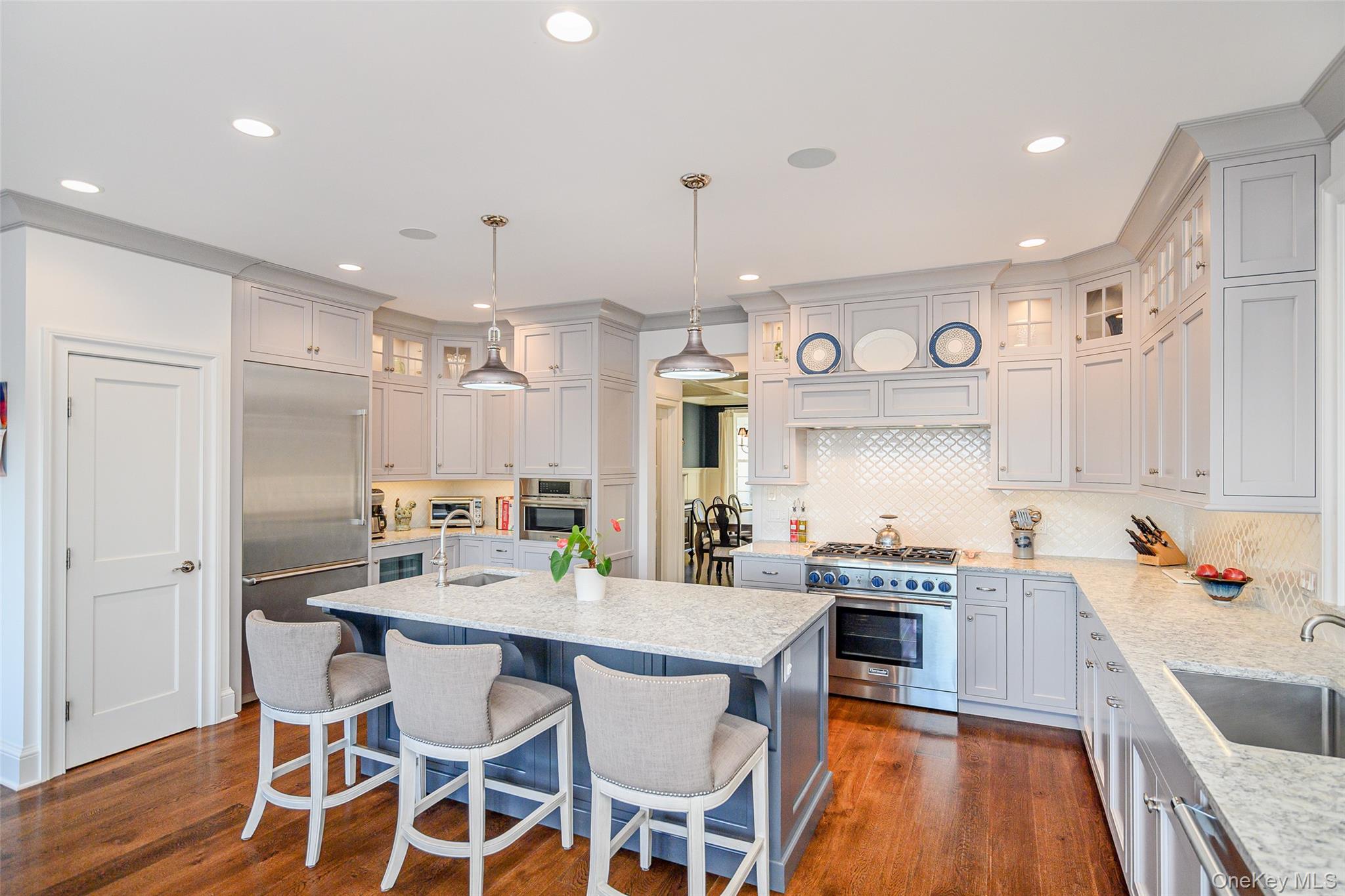 Call Listing Agent, Connecticut, 06812, United States, 5 Bedrooms Bedrooms, ,6 BathroomsBathrooms,Residential,For Sale,1991031