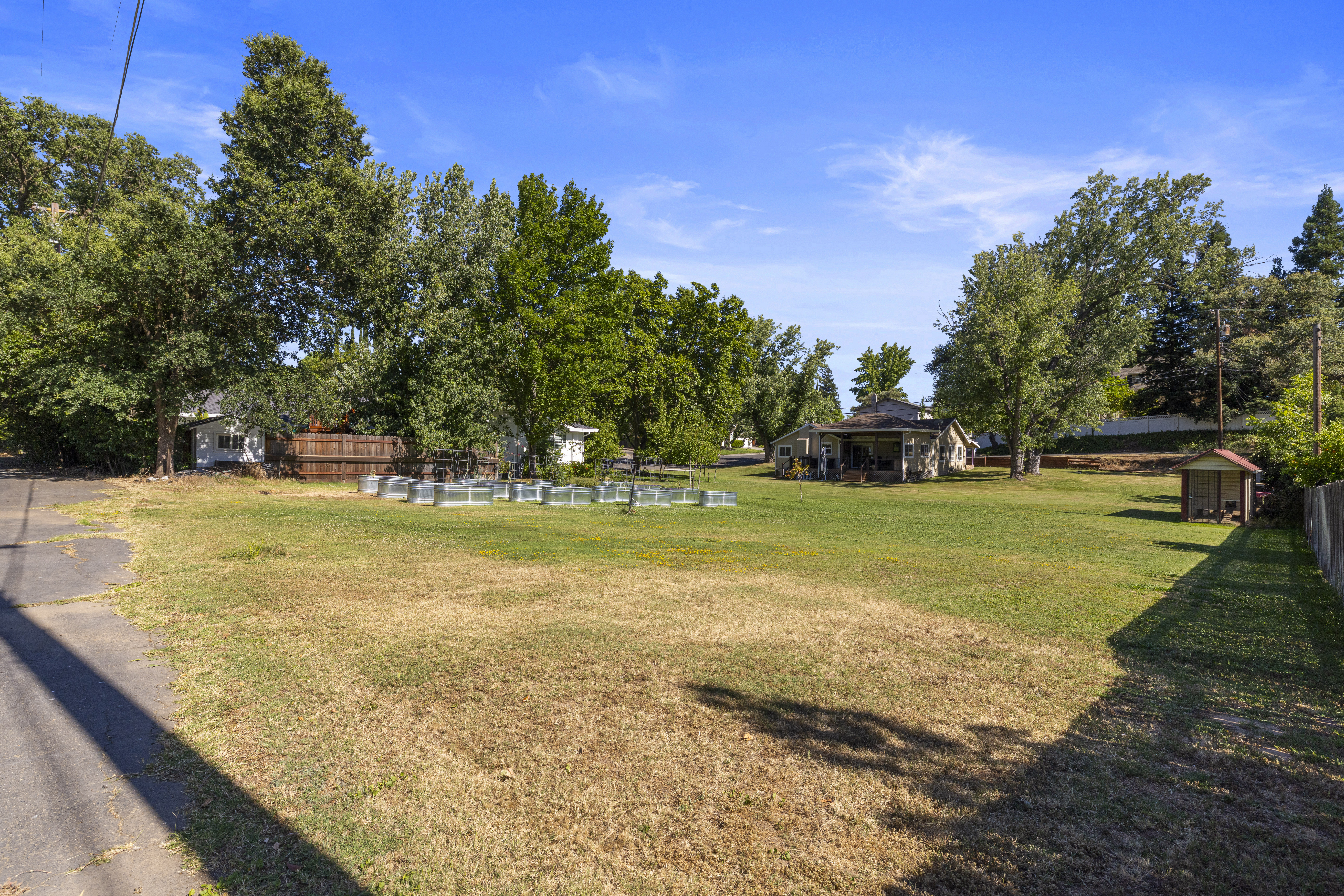  8723 Phoenix Avenue, Fair Oaks, CA 95628 - 物件實景