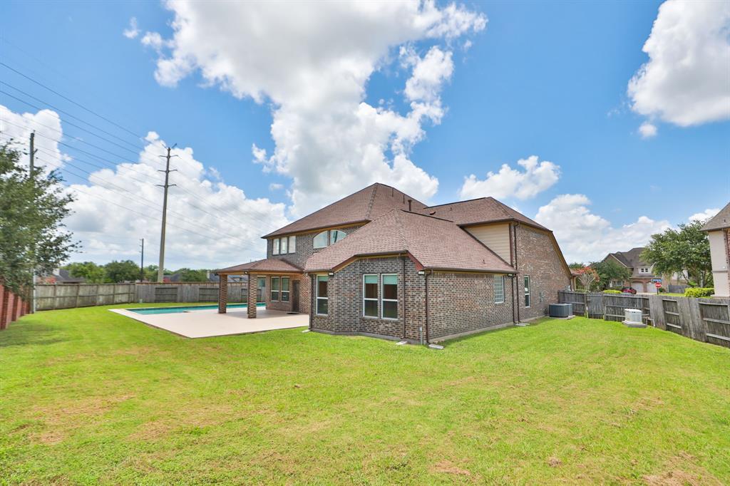 Sugar Land, Texas, 77479, United States, 5 Bedrooms Bedrooms, ,5 BathroomsBathrooms,Residential,For Sale,1982894