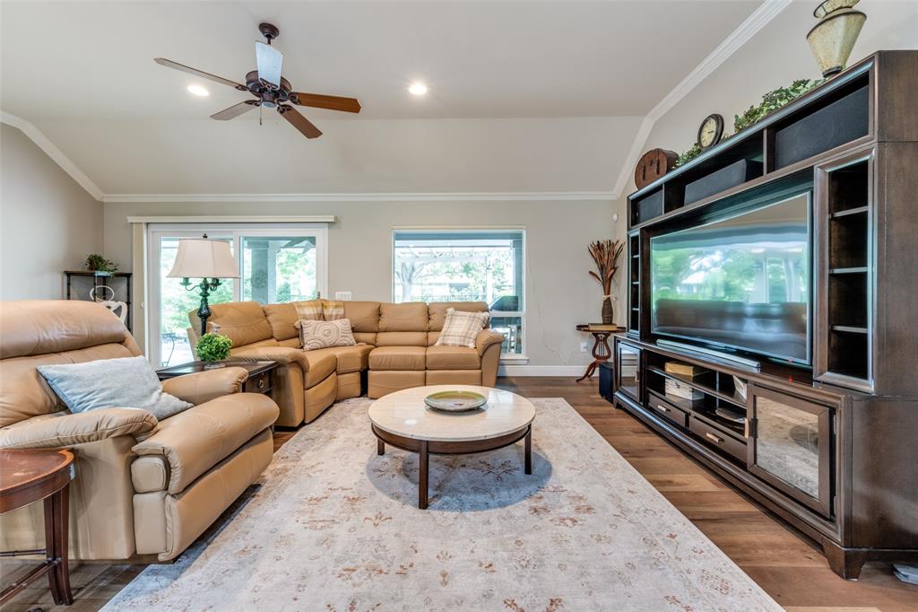 Denton, Texas, 76207, United States, 2 Bedrooms Bedrooms, ,2 BathroomsBathrooms,Residential,For Sale,1827842